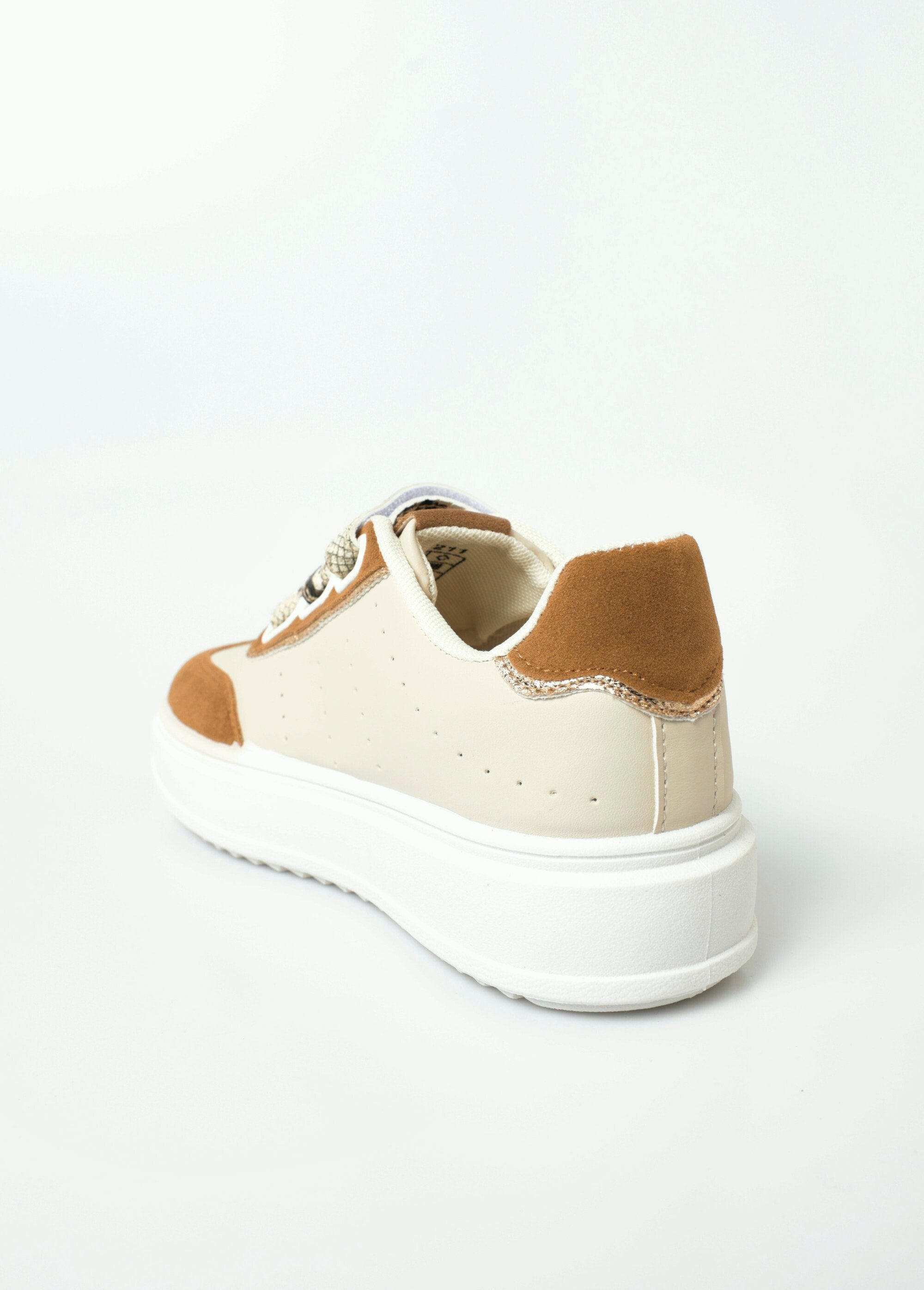 Two-material_sneakers_with_animal-print_velcro_Beige_DO1_slim