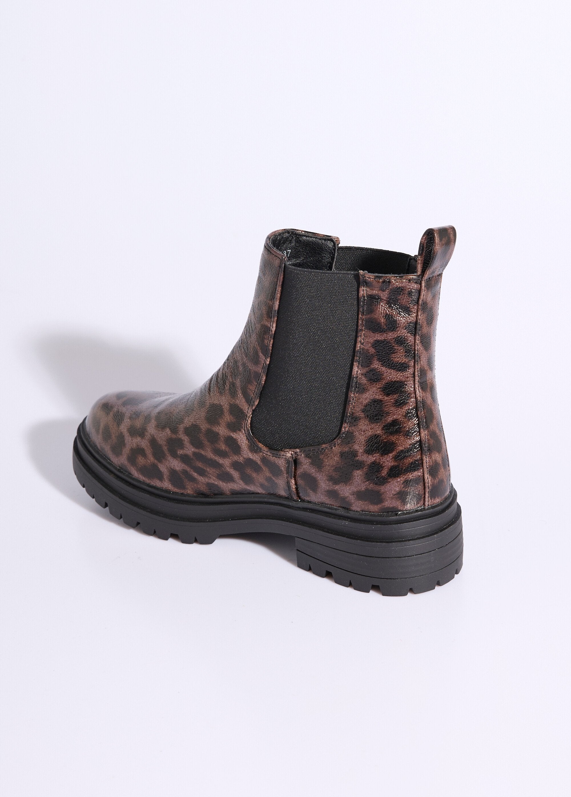 Leopard_print_wedge_Chelsea_boots_Leopard_DO1_slim