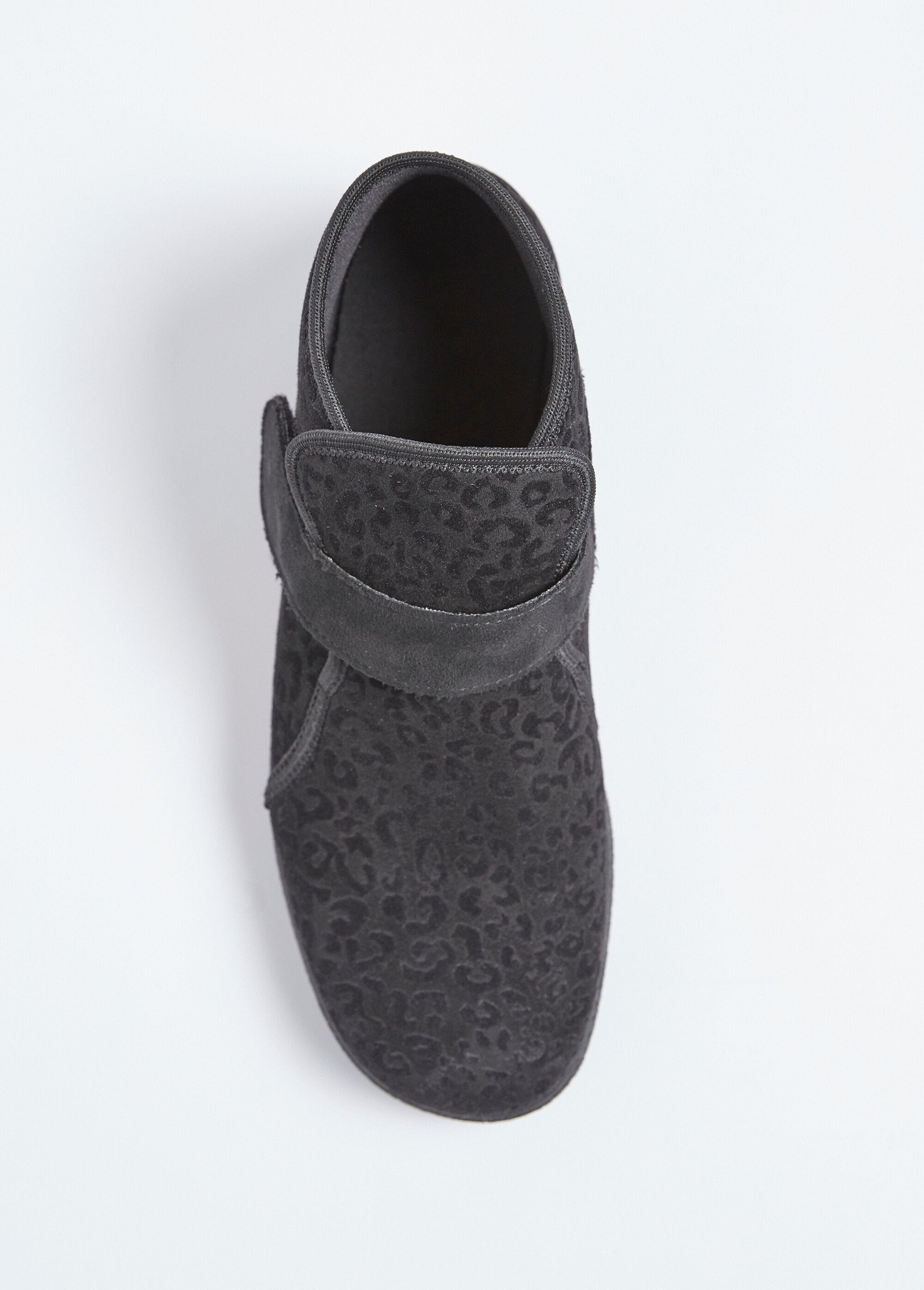 Comfortable_width_Velcro_boots_in_leopard_print_or_plain_Black_OV1_slim