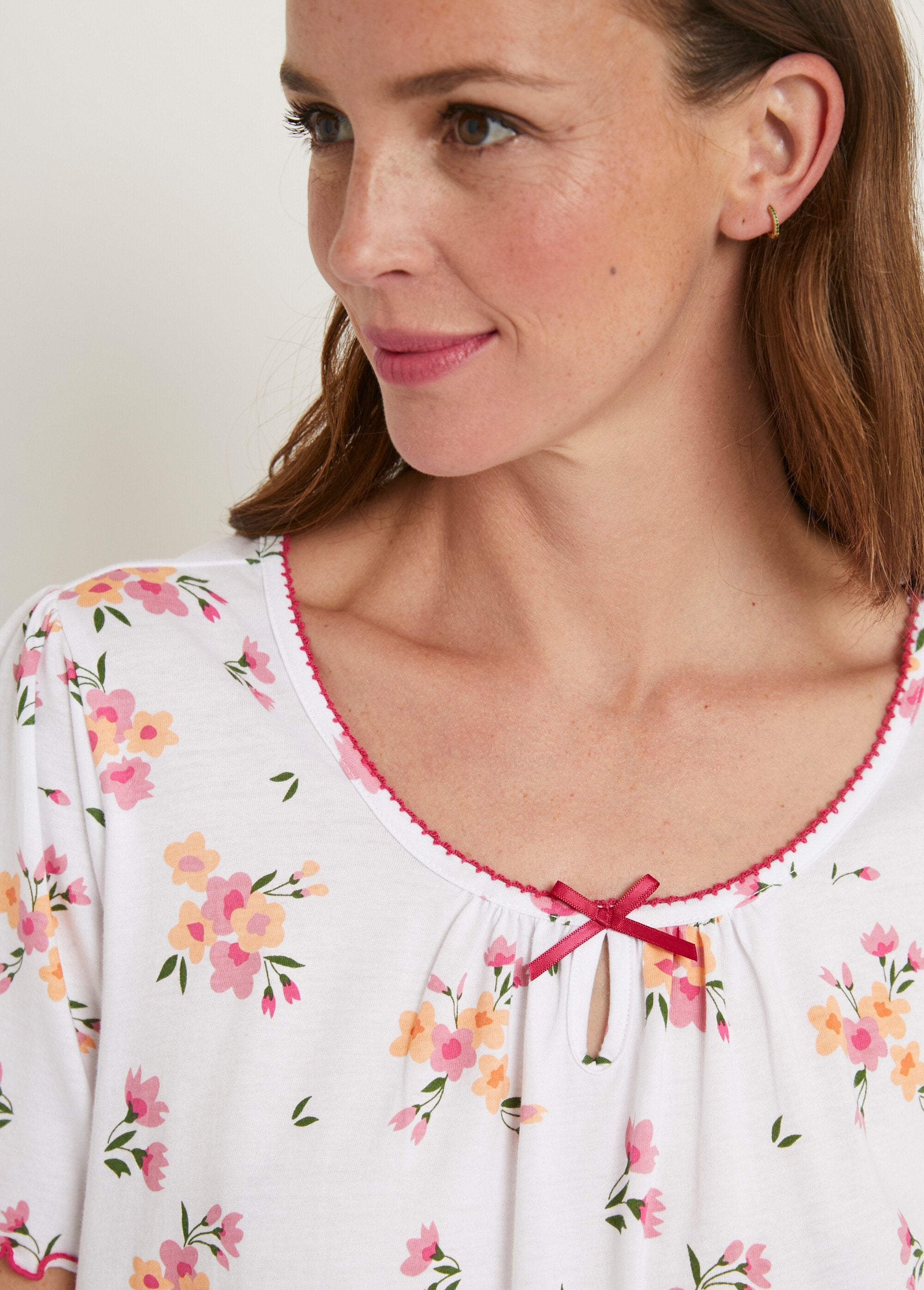 Short-sleeved_cotton_nightgown_Pink_and_peach_DE1_slim