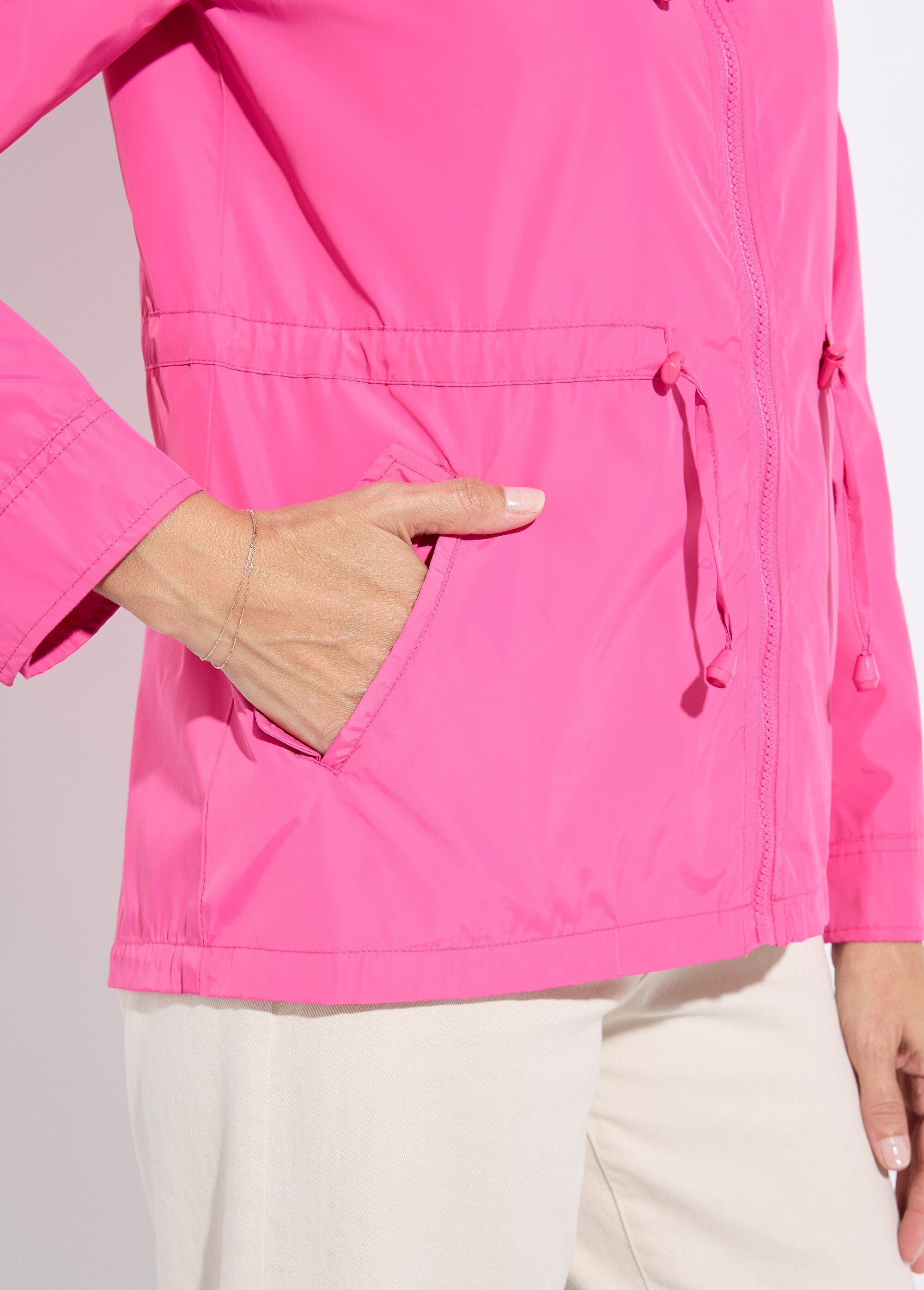 Windbreaker_with_hood_and_fitted_waist_Fuchsia_DE2_slim