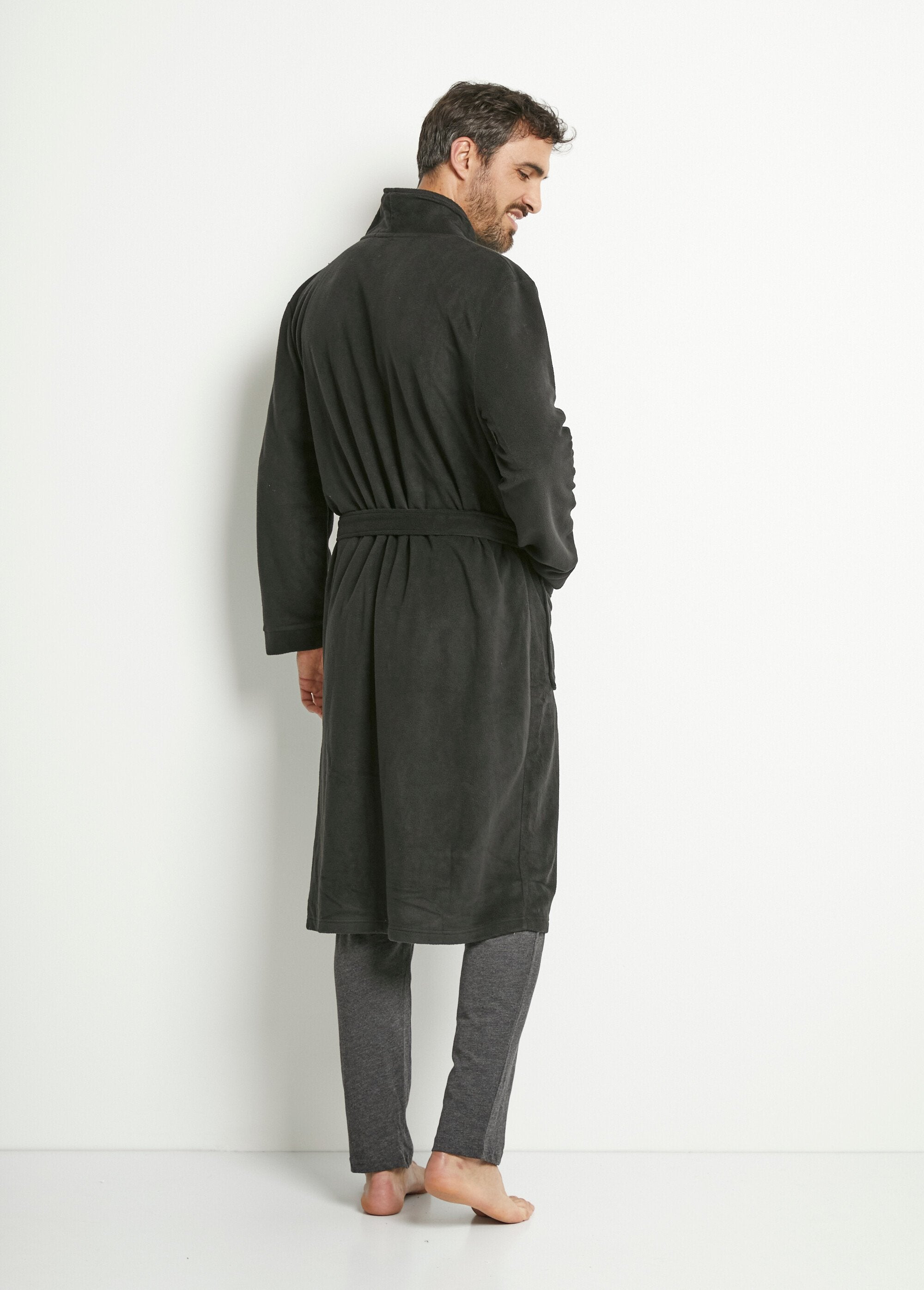 Warm_fleece_bathrobe_Black_DO1_slim