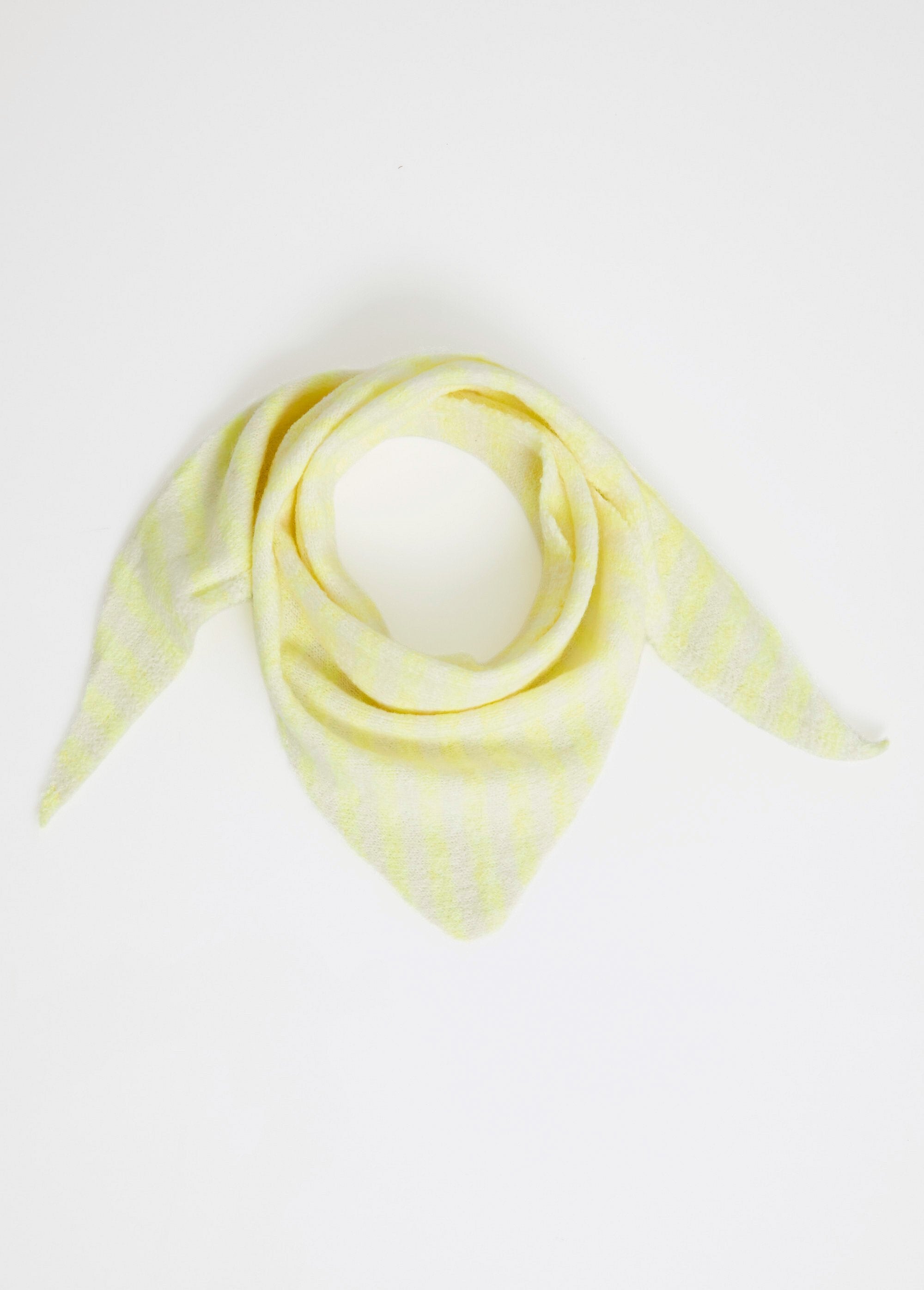 Striped_triangle_scarf,_with_wool_YELLOW_FA1_slim