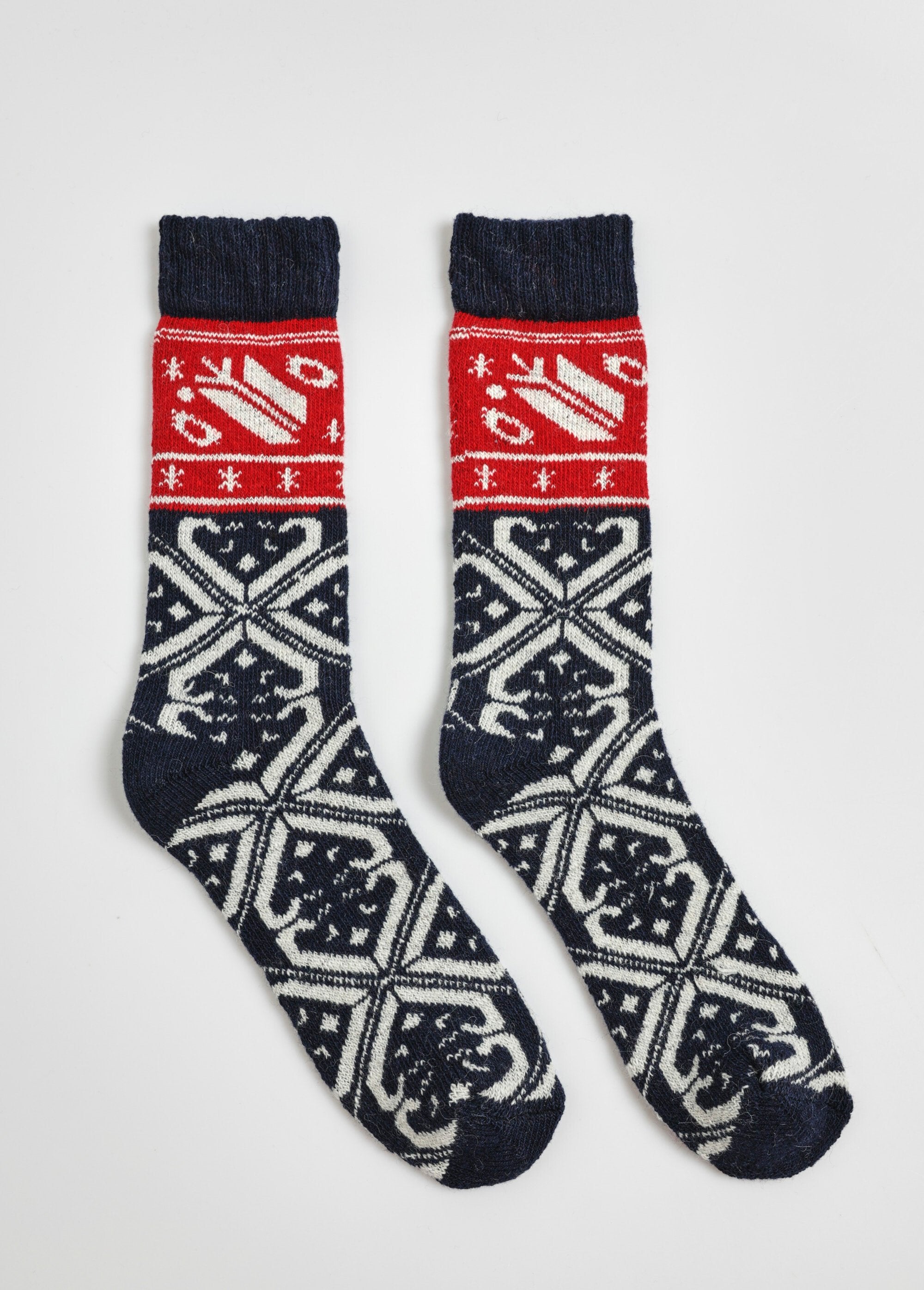 Pair_of_warm_sherpa_winter_socks_Marine_FA1_slim