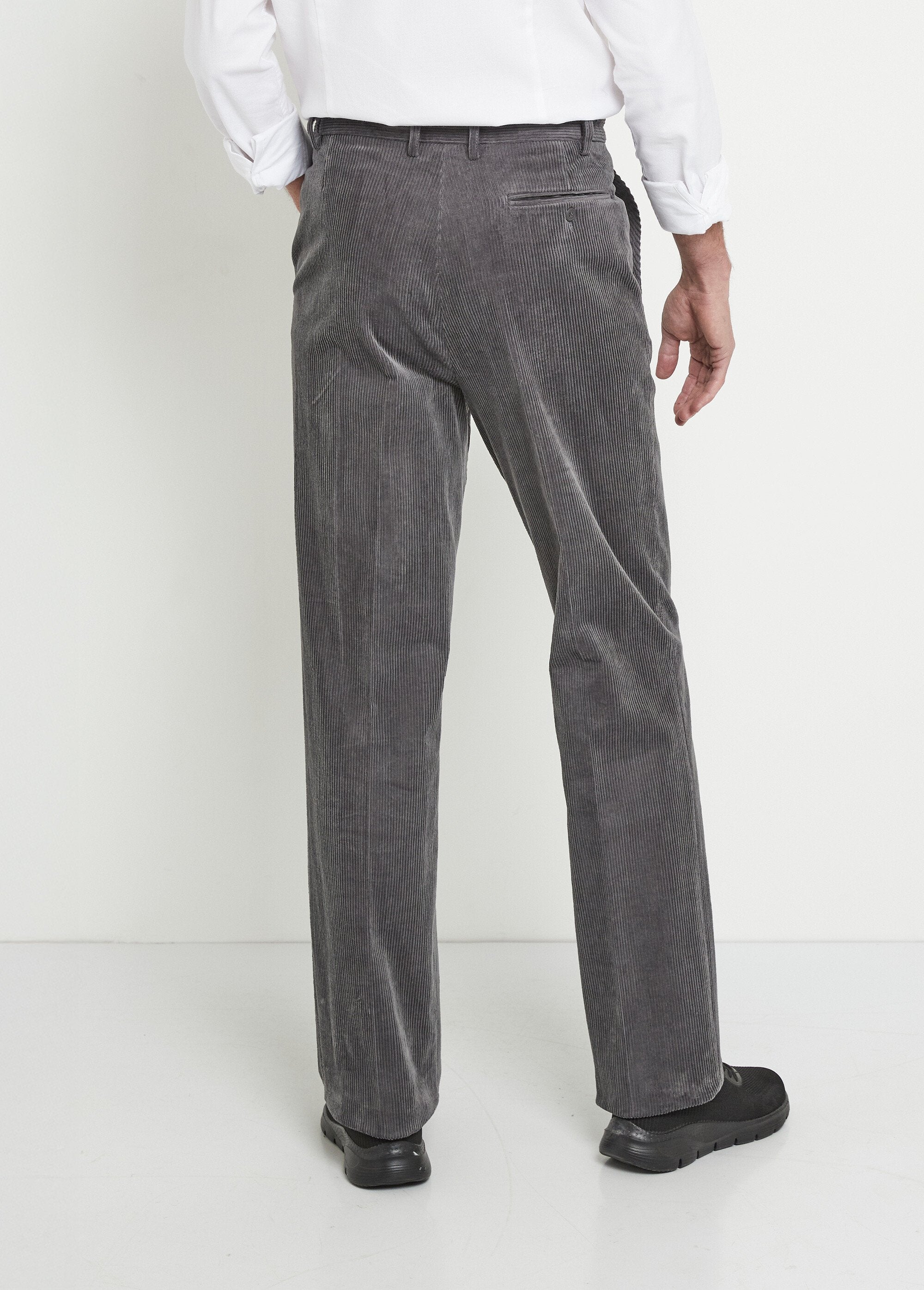 Straight-leg_pants_with_comfort_elastic_waistband_Grey_velvet_DO1_slim