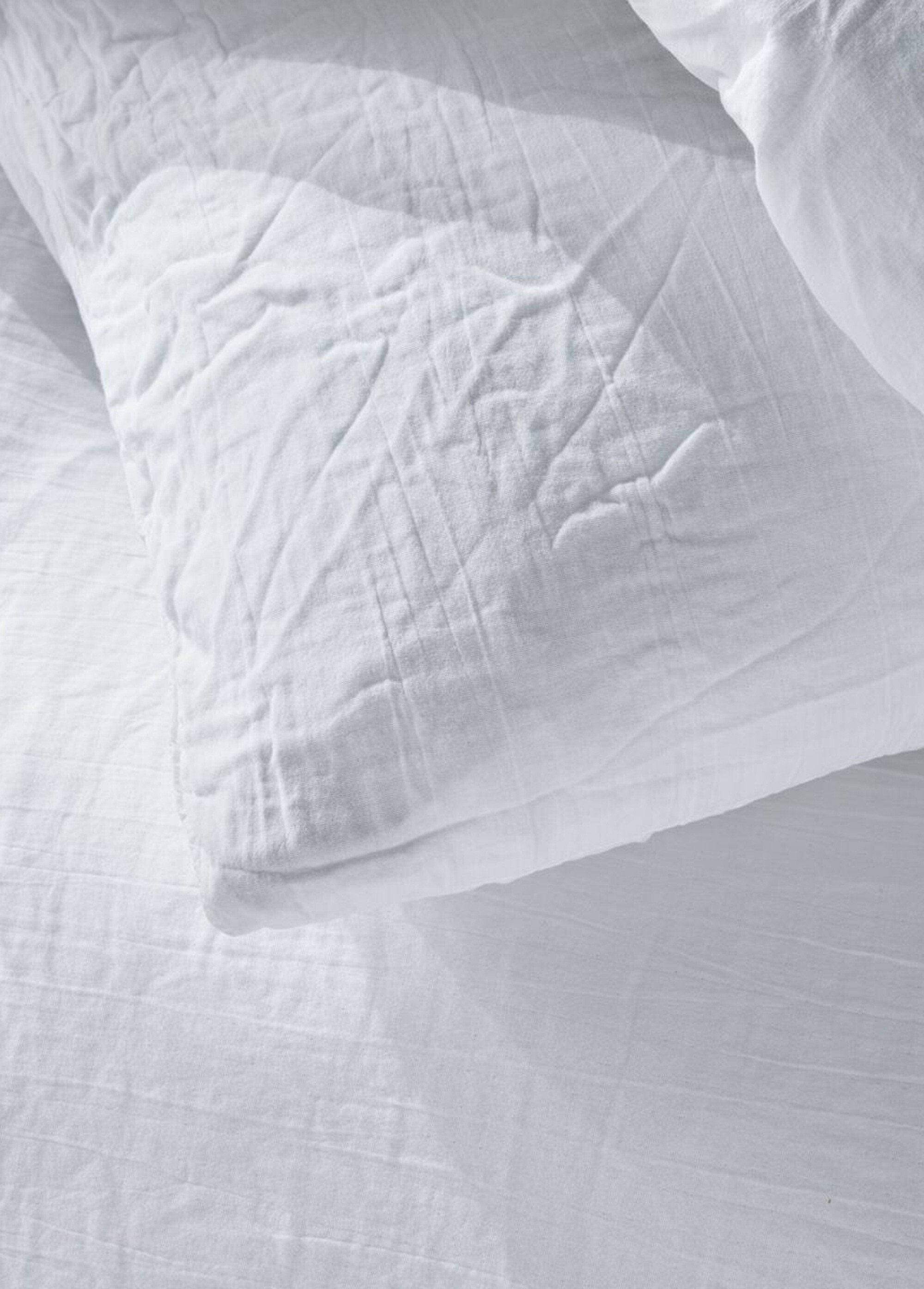 Plain_cotton_gauze_bedding_set,_240_x_220cm_White_DE1_slim