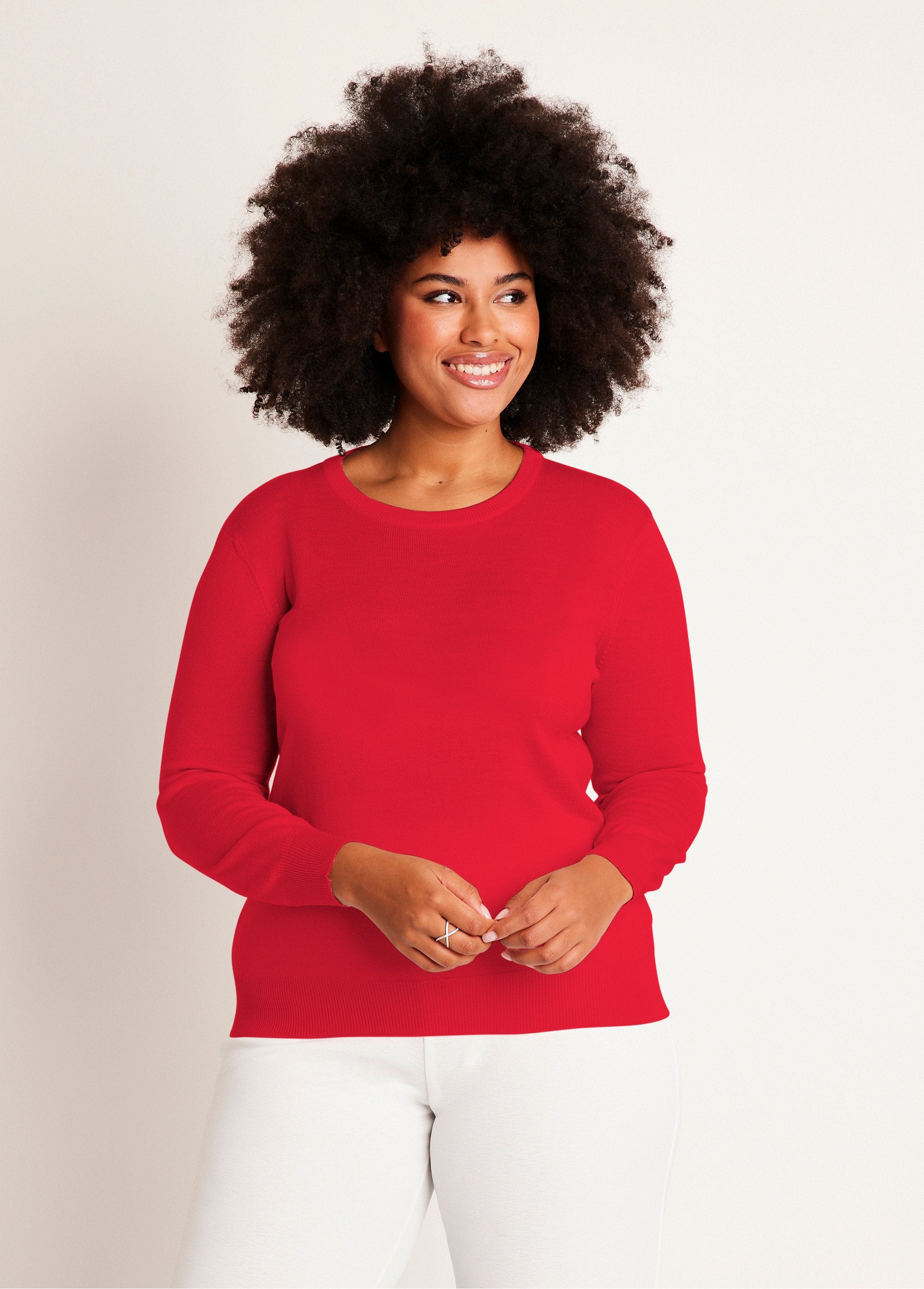 Round_neck_long_sleeve_merino_wool_sweater_Carmine_FA1_curvy