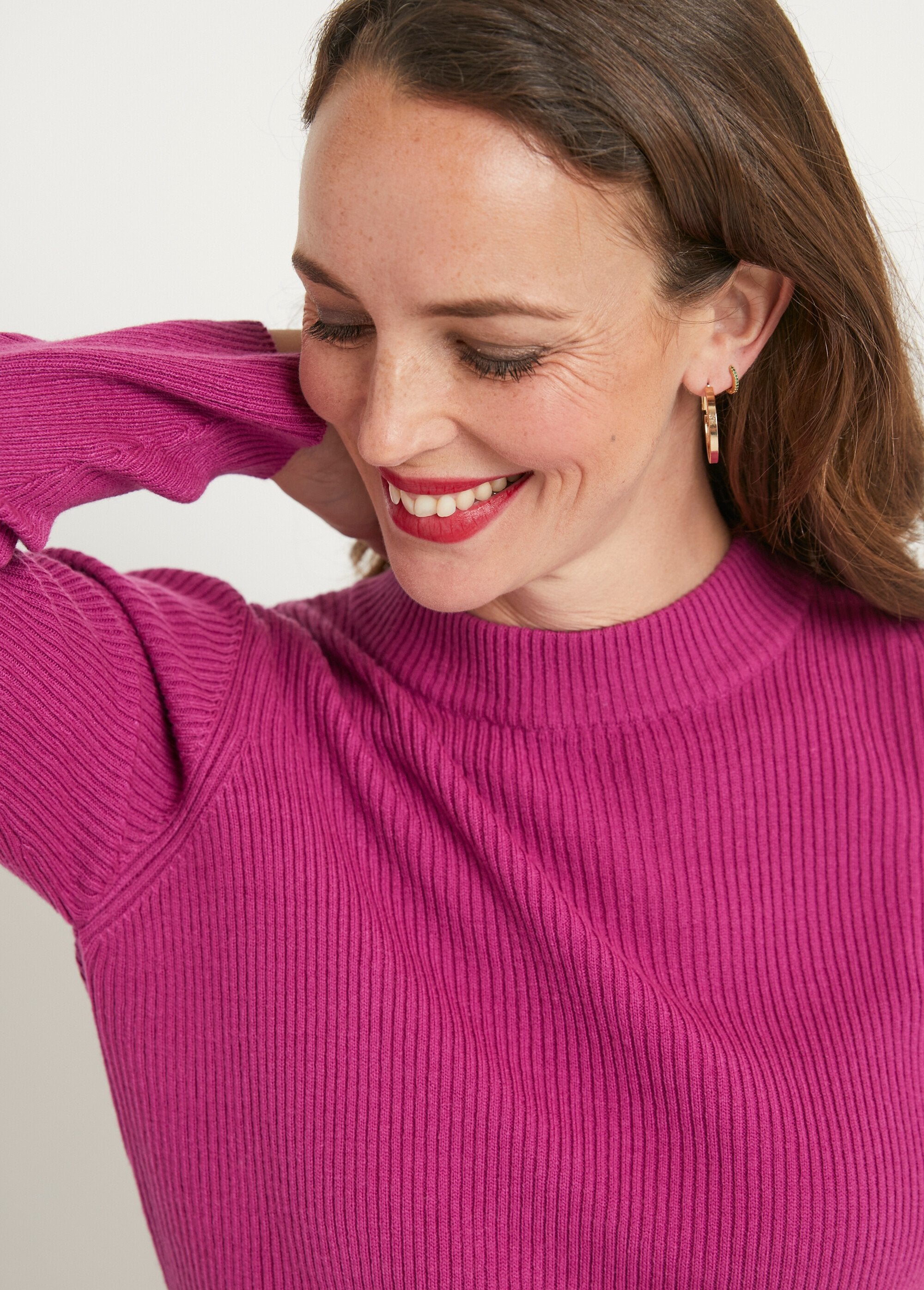 Pull_court_col_montant_maille_côtelée_Cyclamen_DE2_slim