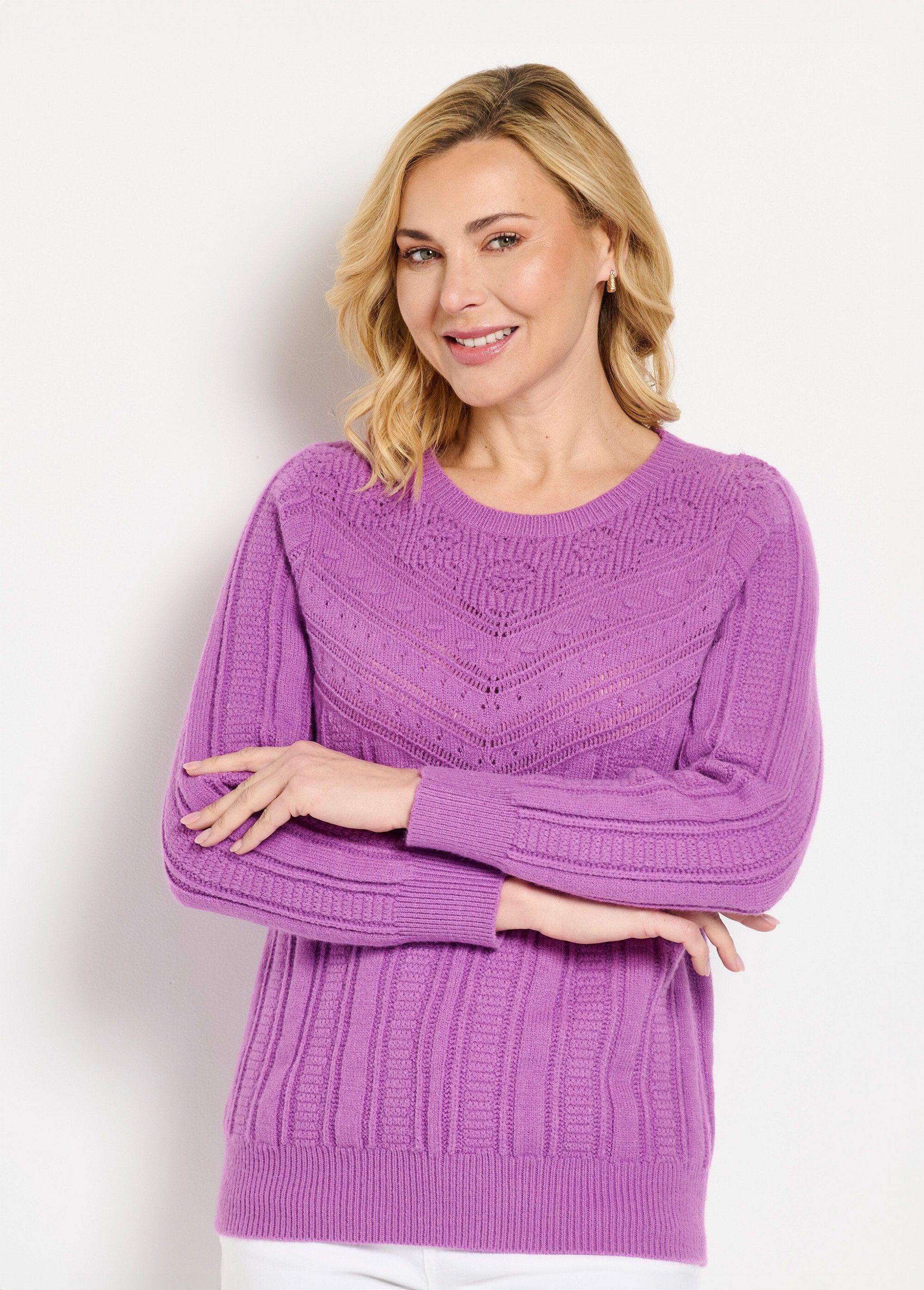 Soft_openwork_sweater_with_round_neck_balls_Parma_FA2_slim