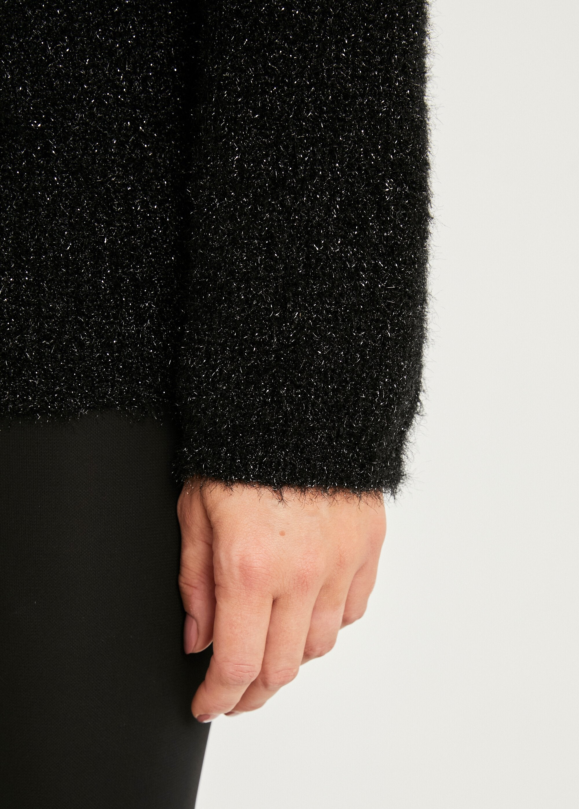 Soft_hairy_knit_sweater_with_openwork_pearl_round_neck_Black_DE4_slim