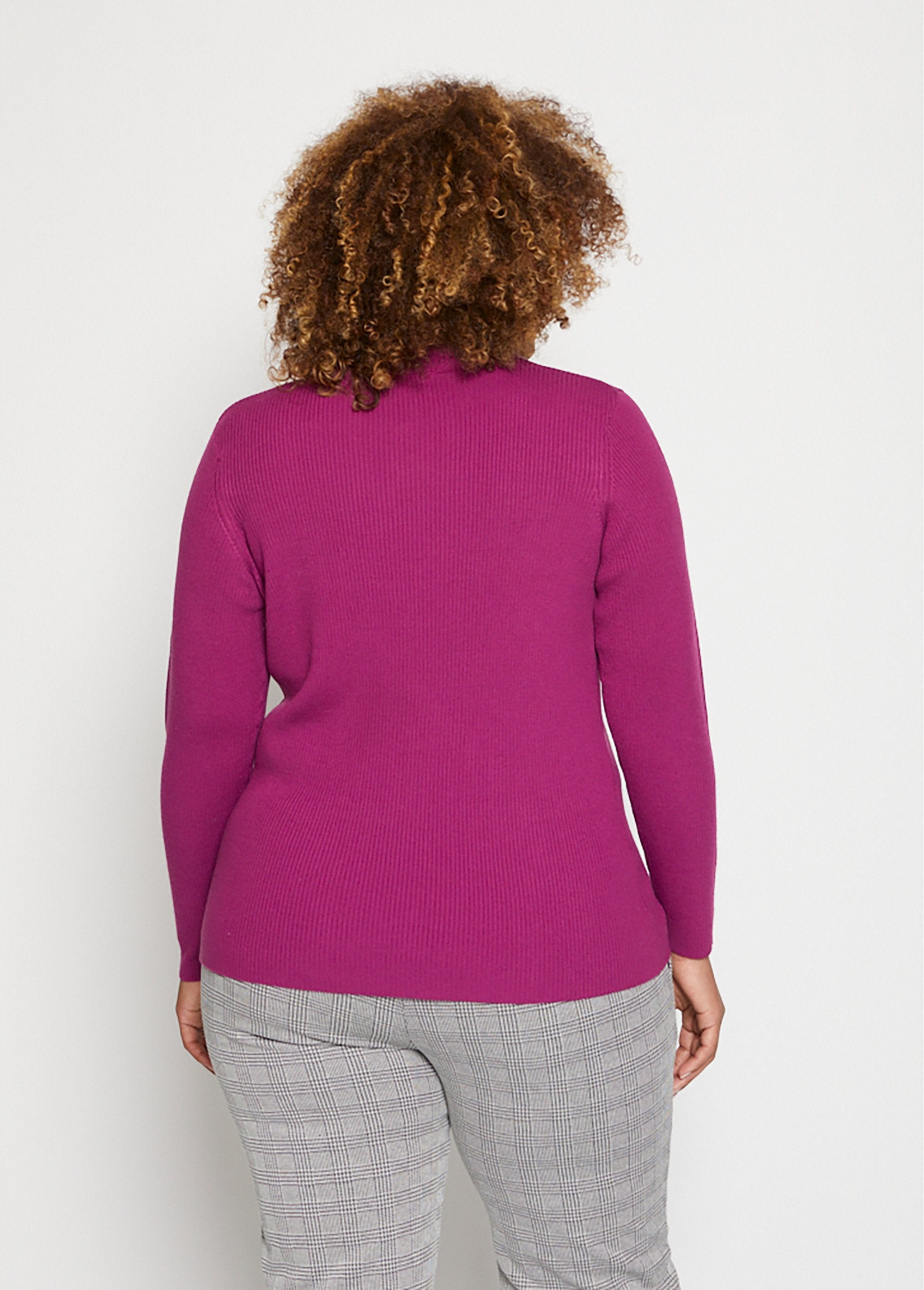 Pull_court_col_montant_maille_côtelée_Cyclamen_DO1_curvy