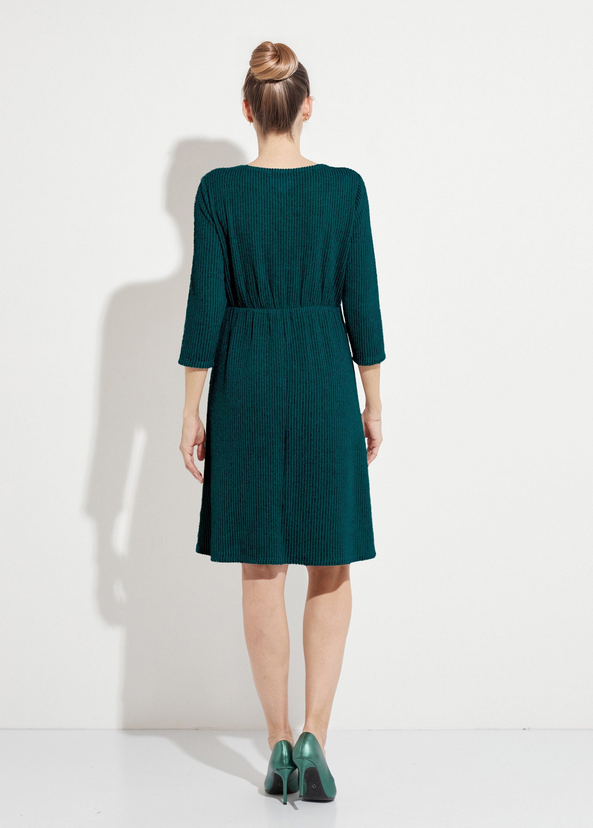 Short_rib-knit_wrap_dress_Green_DO1_slim