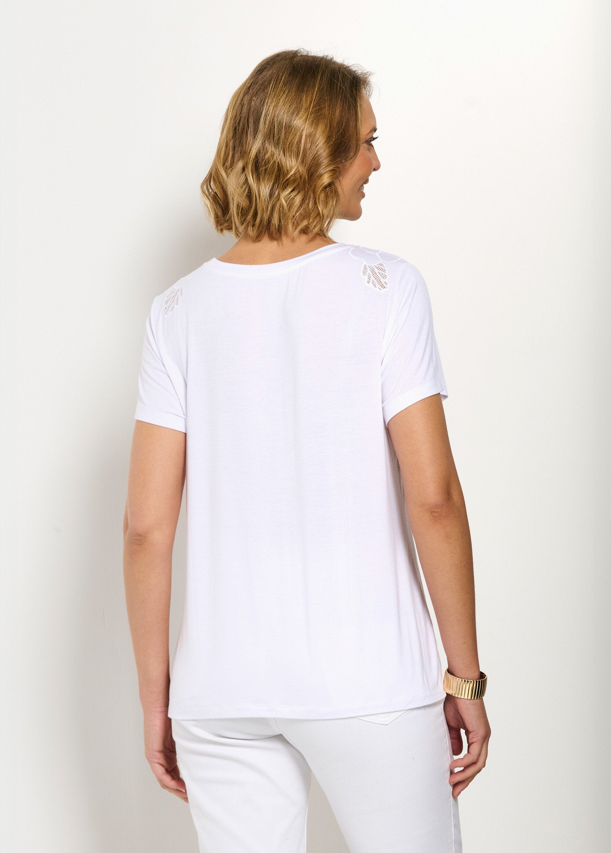 Openwork_embroidered_cotton_round_neck_T-shirt_White_DO1_slim