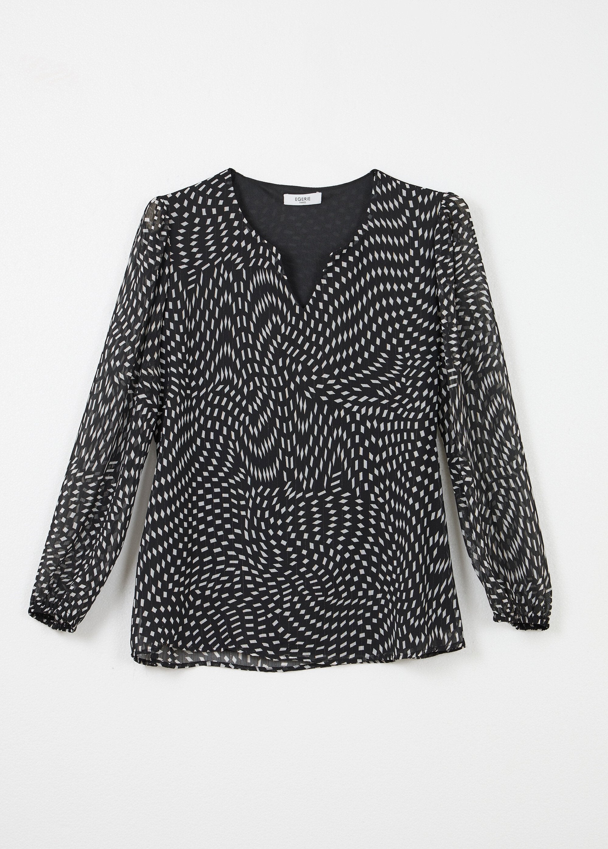 Long-sleeved_graphic_voile_tunic_Black_and_white_AP1_slim