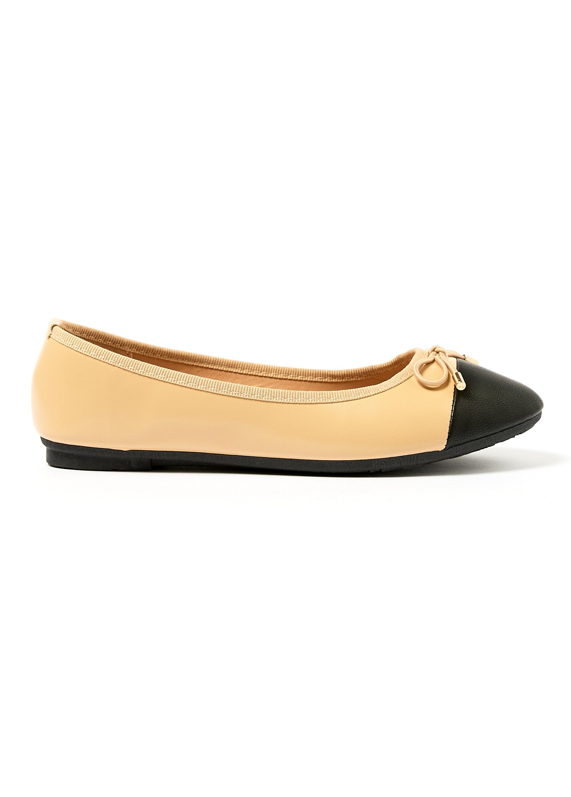 Ballerina_with_toe_cap_and_small_bow_Beige_DR1_slim