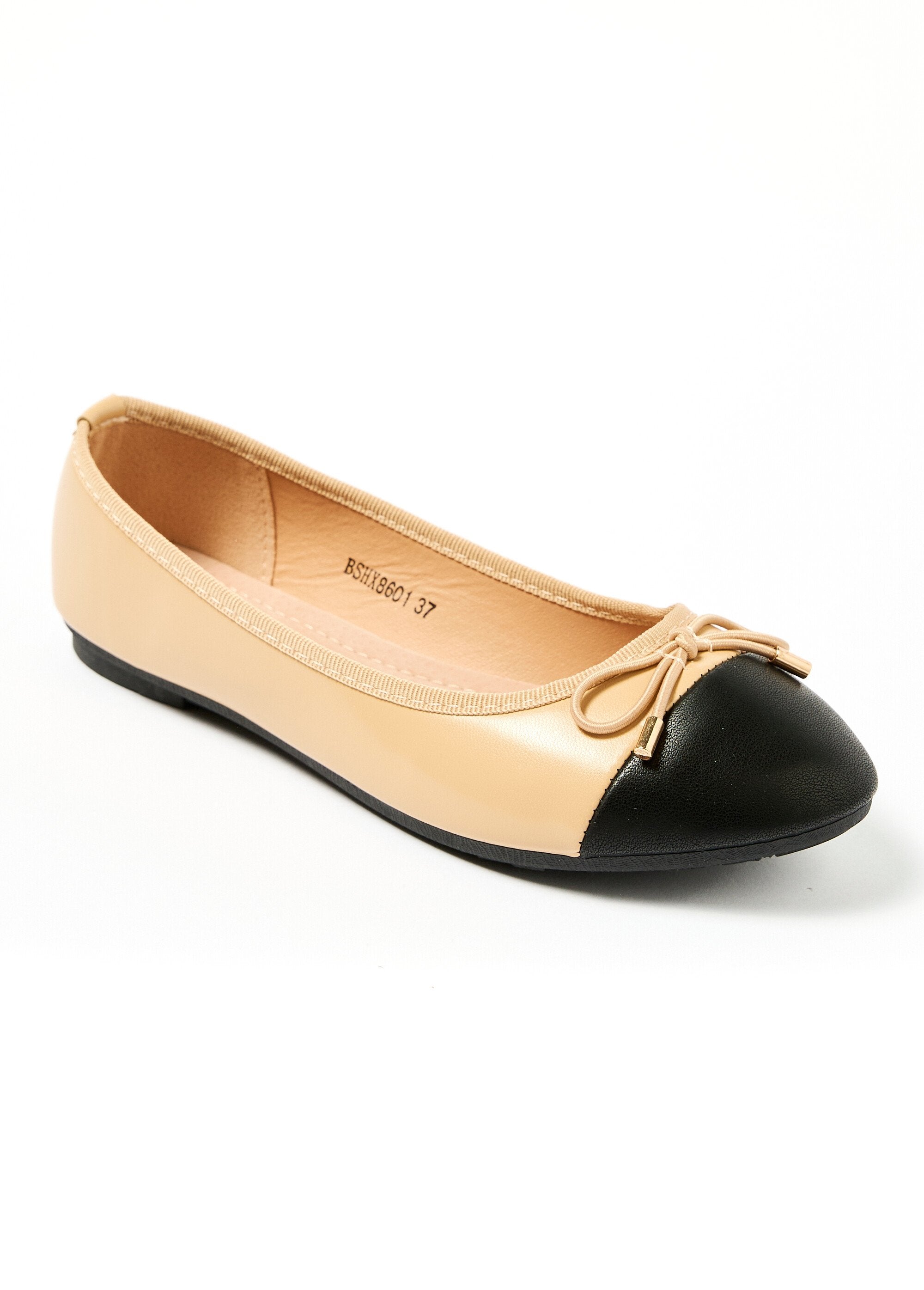 Ballerina_with_toe_cap_and_small_bow_Beige_FA1_slim