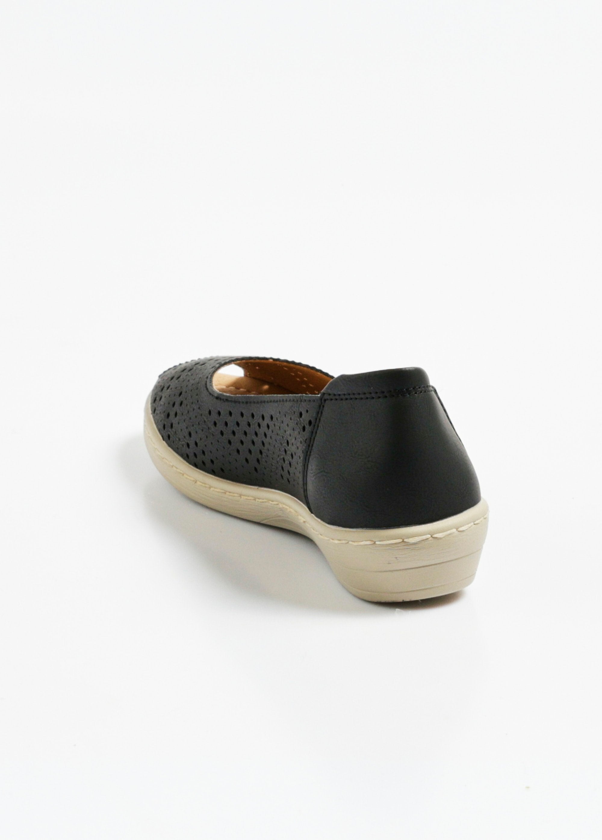 Openwork_ballerinas_with_open_toe_Black_DO1_slim