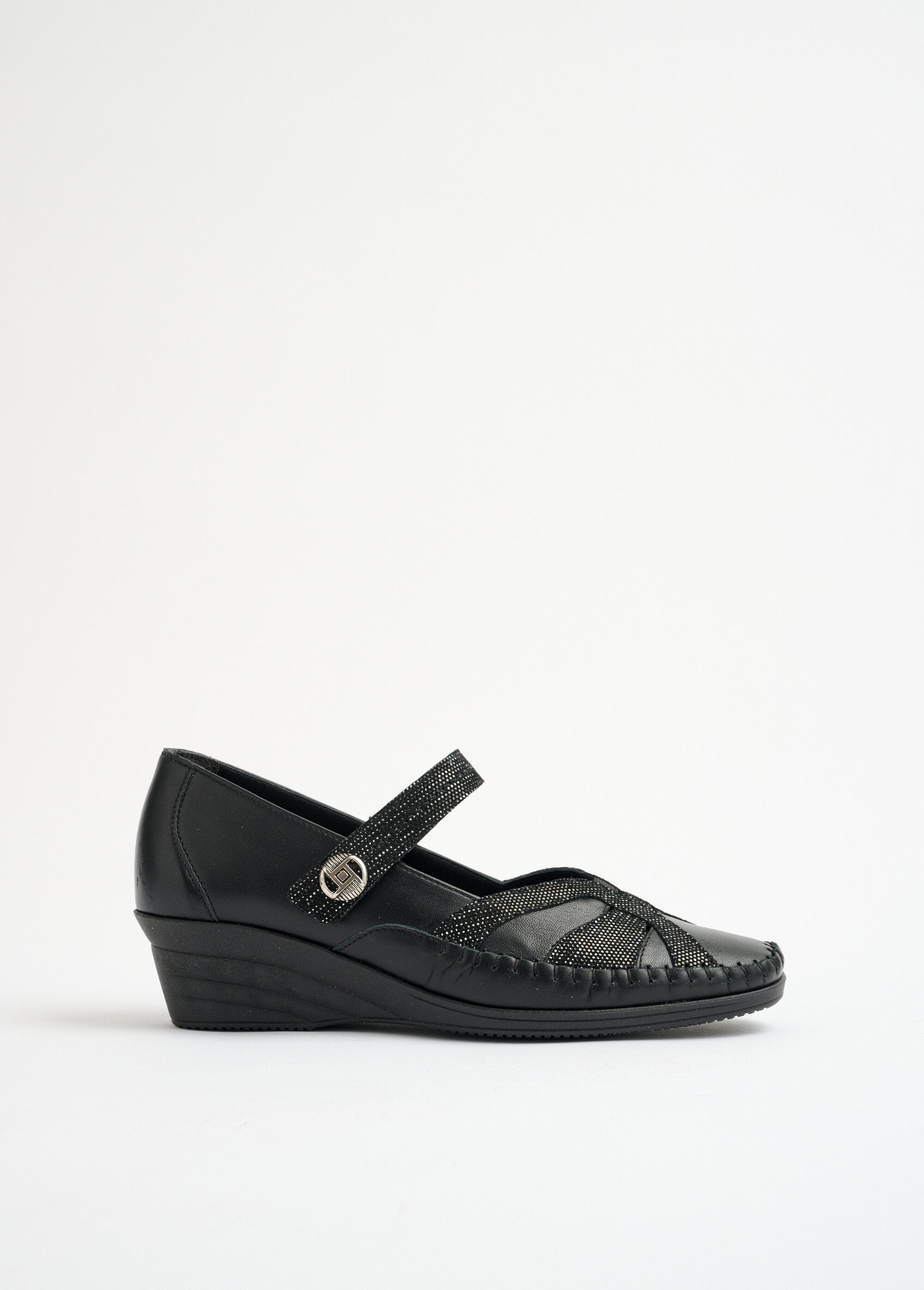 Comfort_width_leather_ballerinas_with_velcro_fastening_Black_DR1_slim