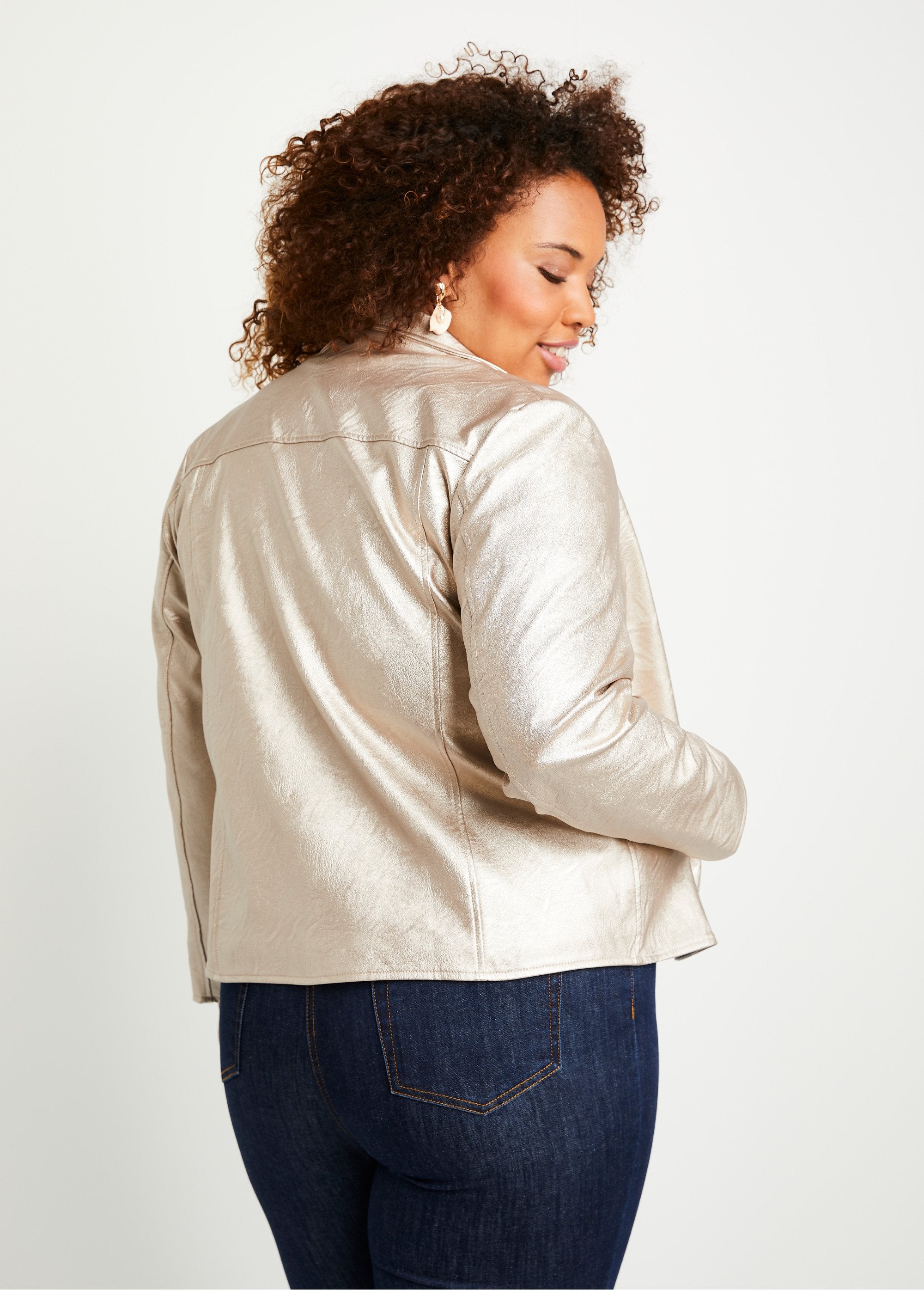 Zipped_jacket_in_shiny_coated_fabric_Iridescent_beige_DO1_curvy