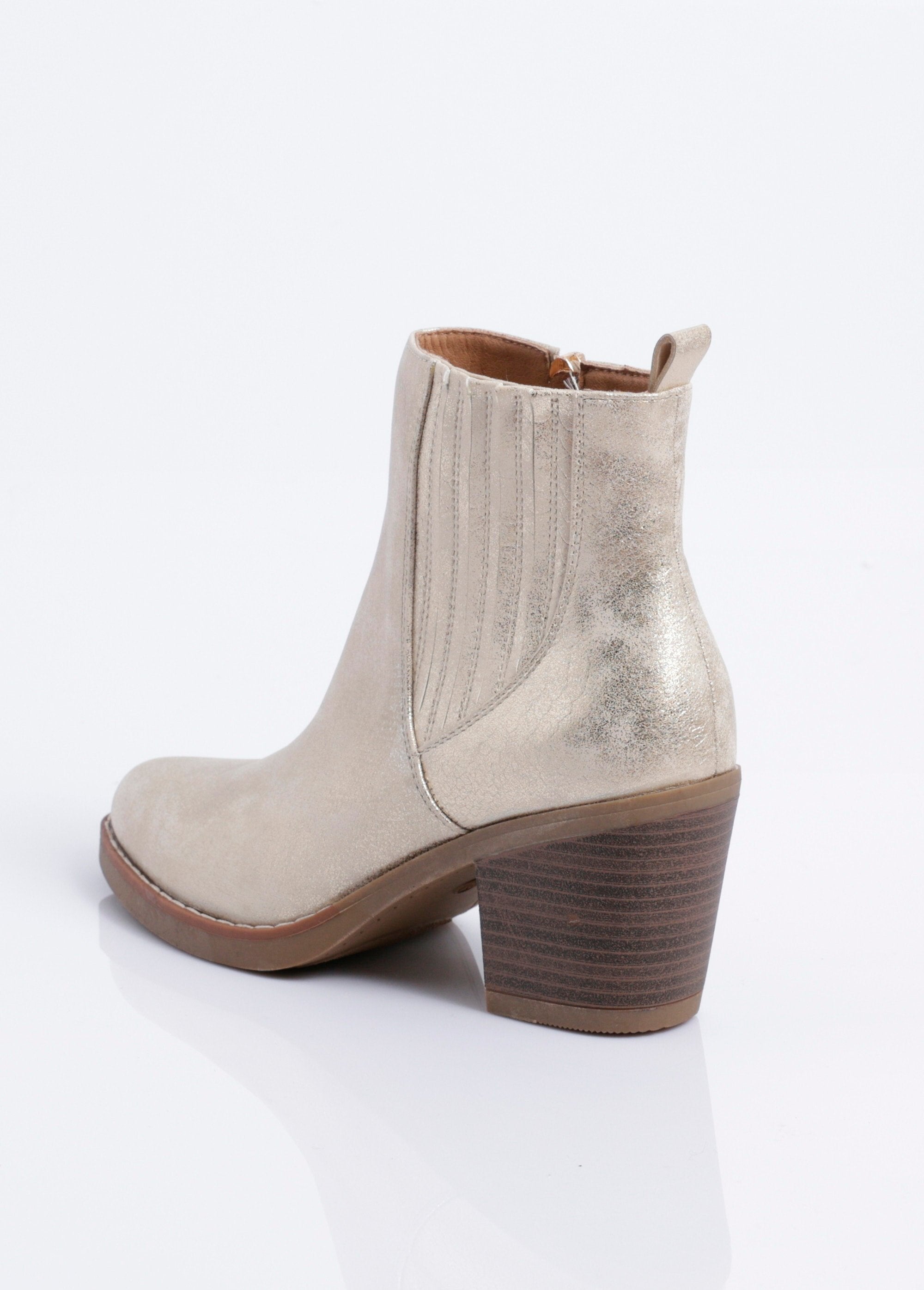 Western-themed_metallic_heeled_boots_Golden_DO1_slim
