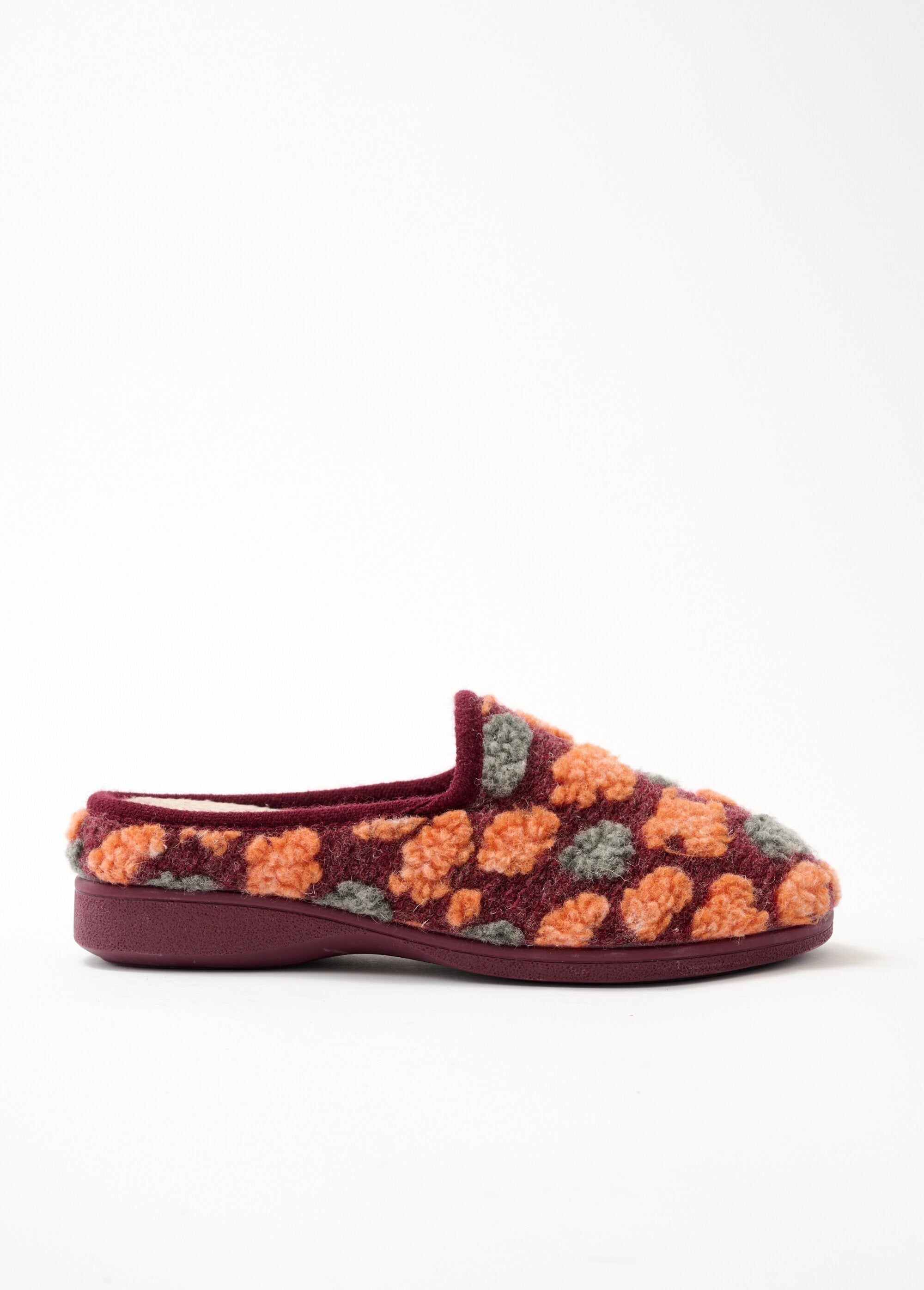 Comfort_width_mule_slipper_Bordeaux_DR1_slim