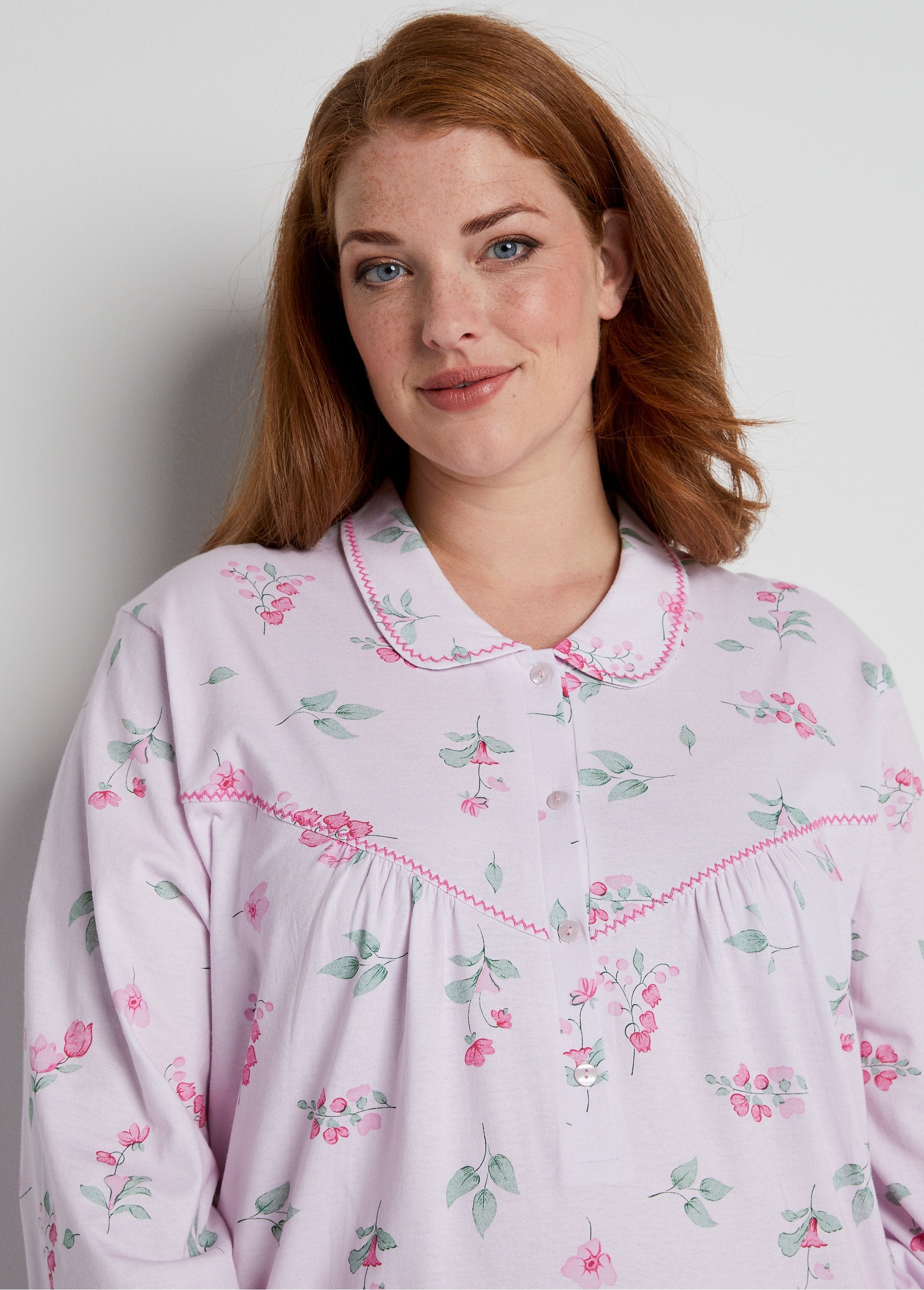 Long_printed_cotton_nightgown_Pink_DE1_curvy