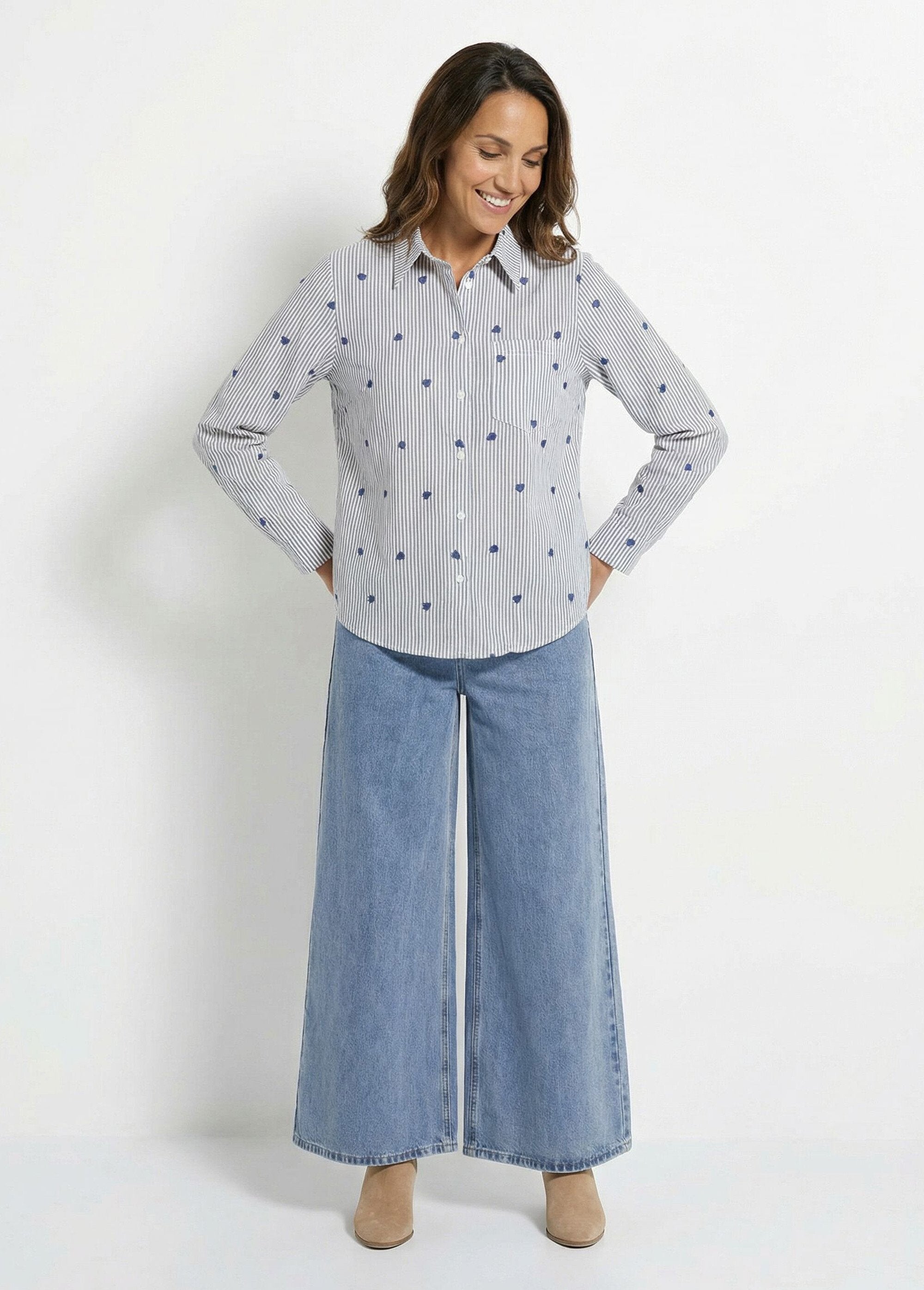 Striped_blouse_with_heart_embroidery_Blue_SF1_slim