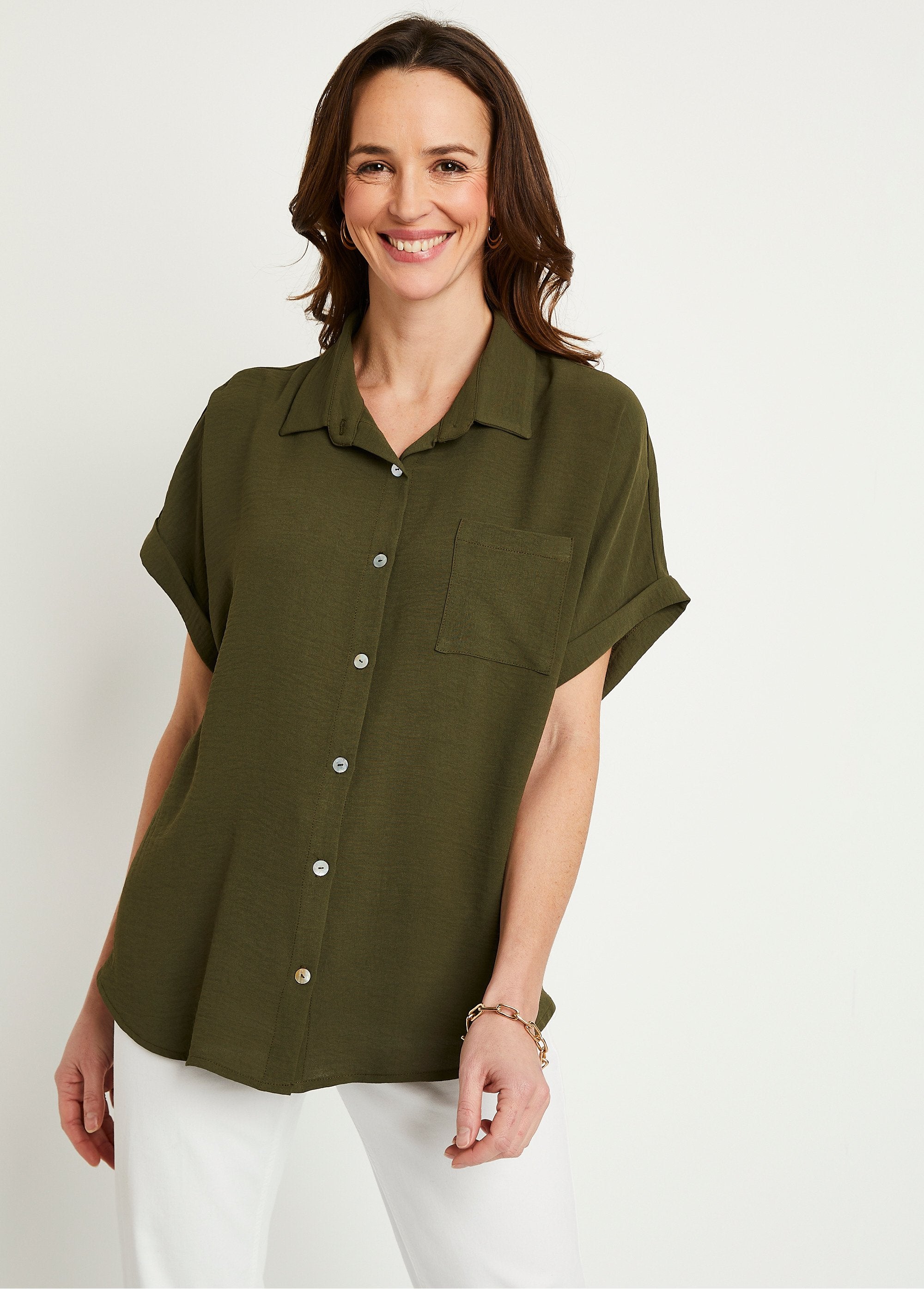 Plain_short-sleeved_blouse_Khaki_FA1_slim