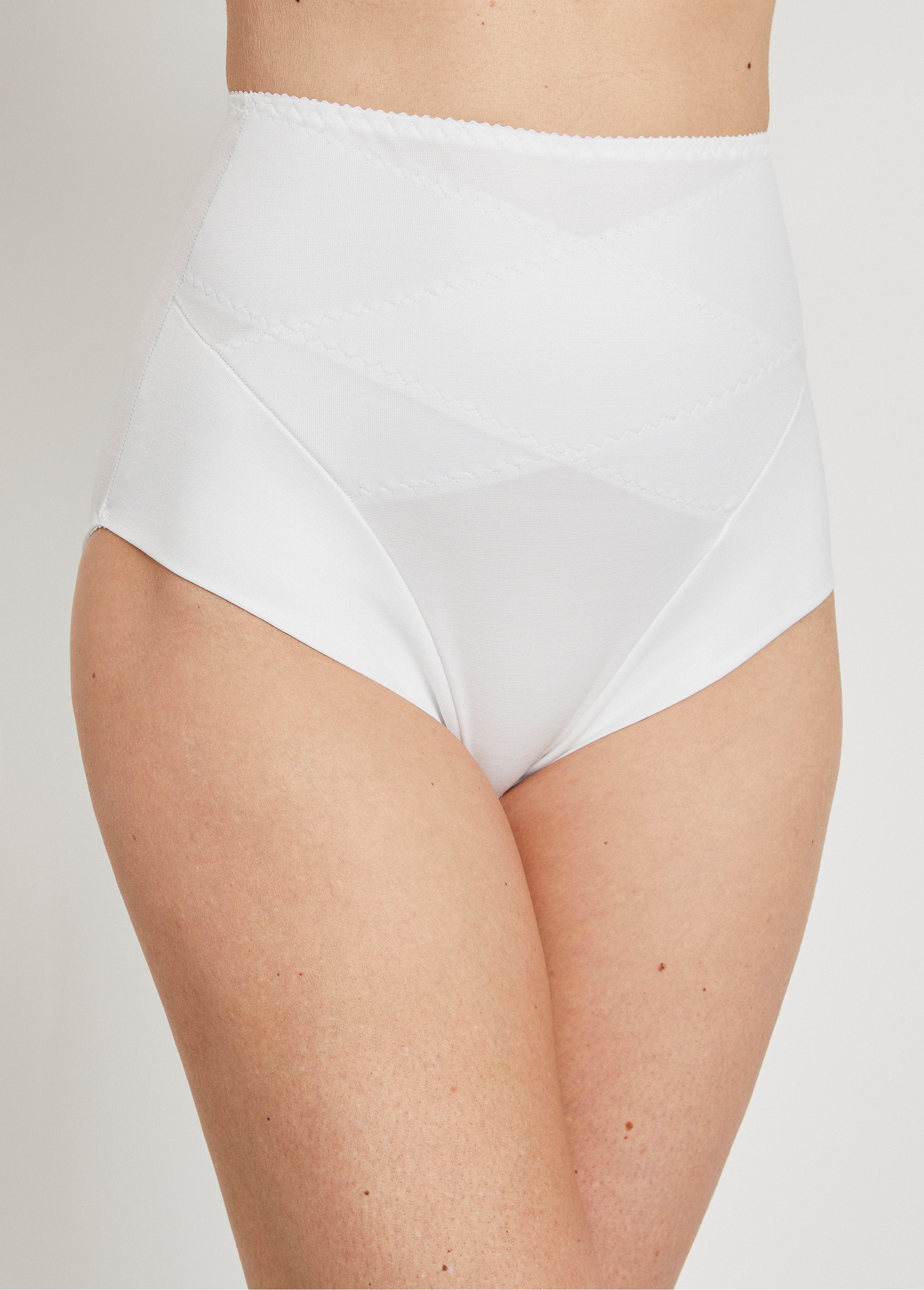 High-waisted_shaping_panties_White_FA1_slim