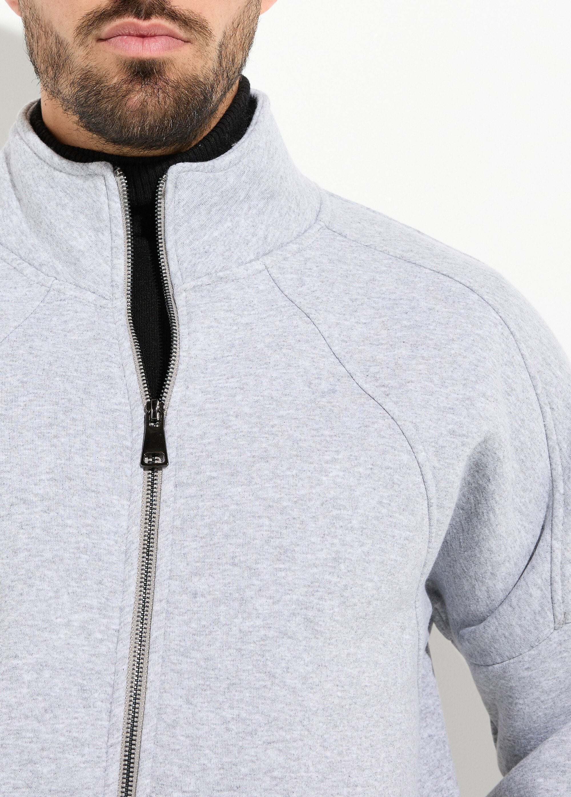 Warm,_brushed_fleece_loungewear_set_Gray_DE1_slim