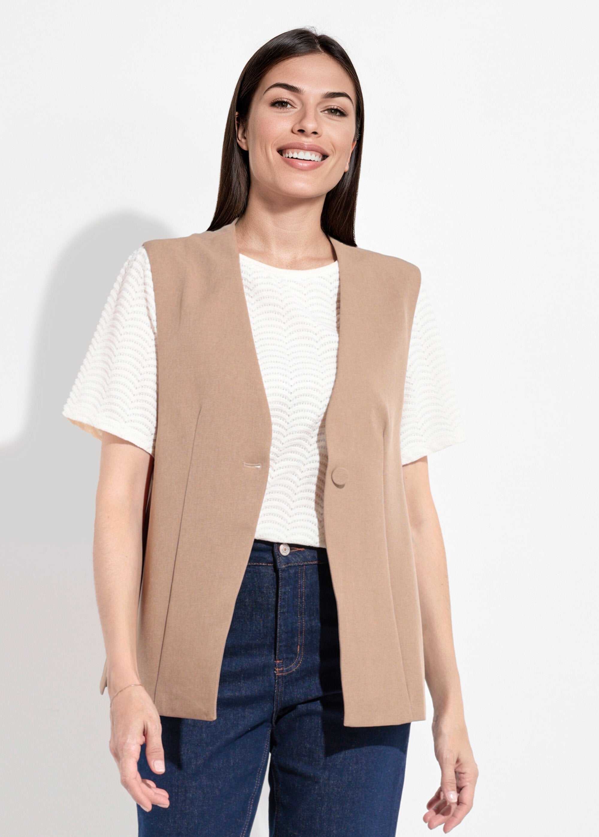 Sleeveless_suit_vest_with_side_buttons_Beige_FA1_slim