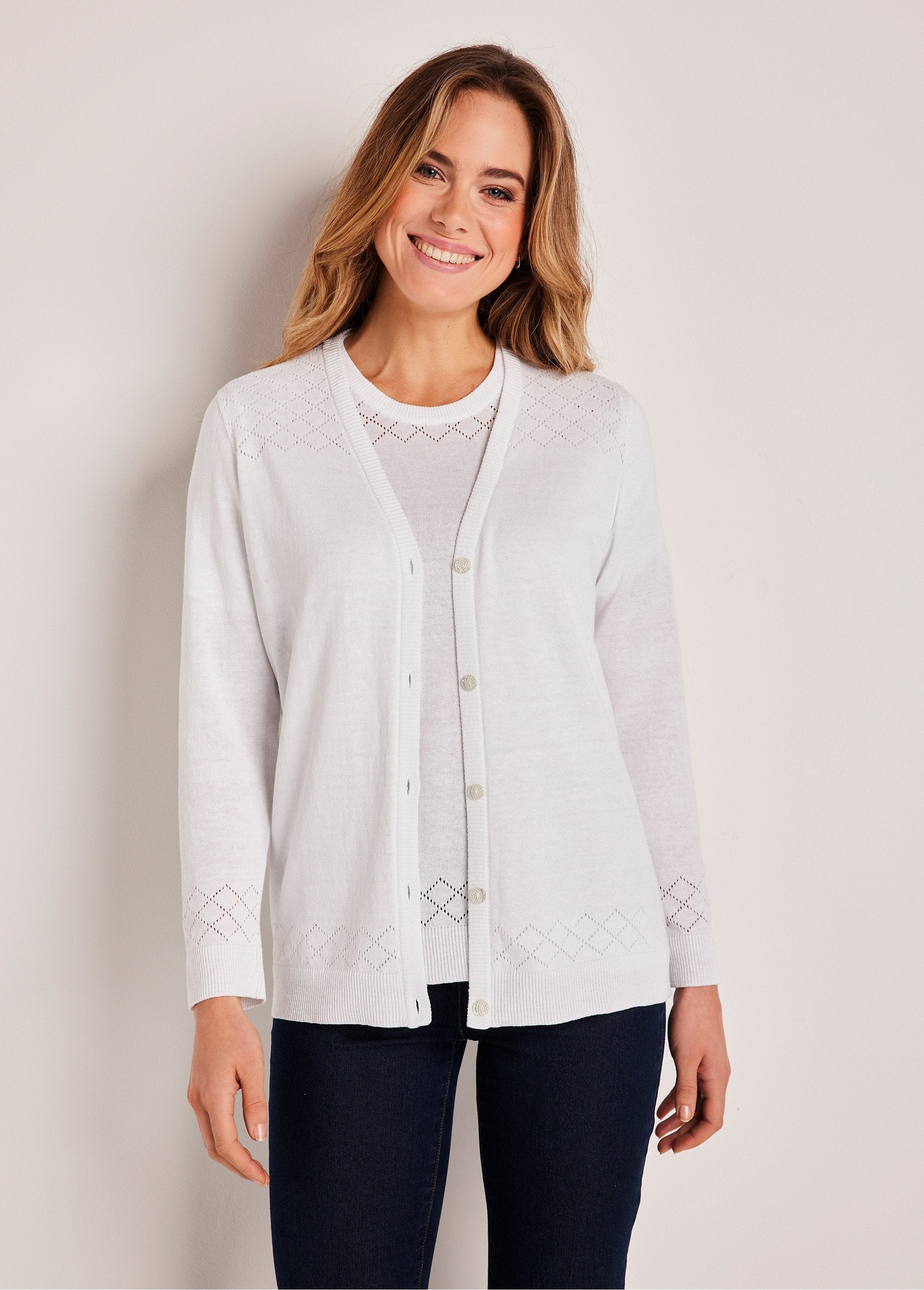 Thin_buttoned_openwork_cardigan_Ecru_FA1_slim