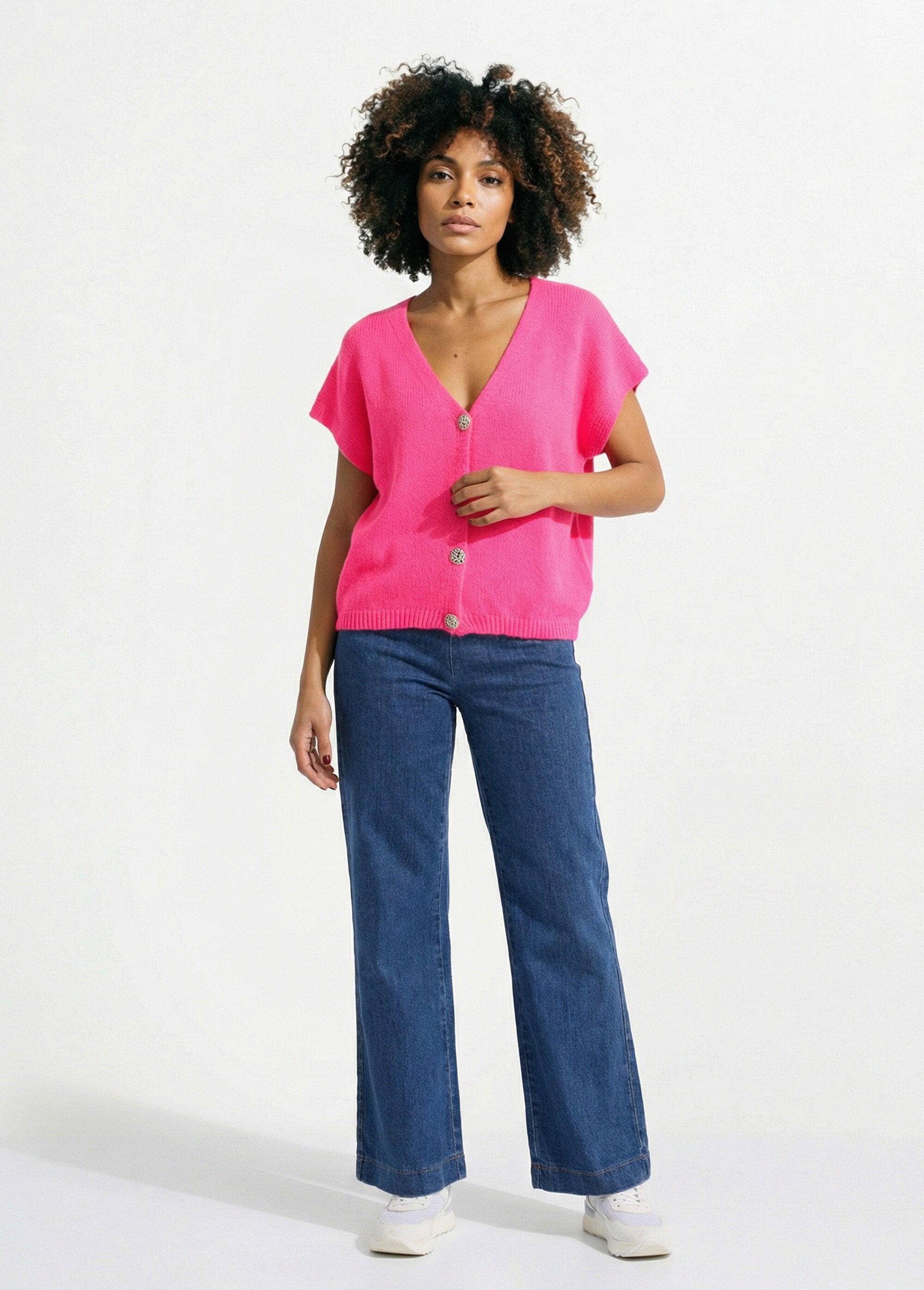 Short-sleeved_vest_with_metallic_buttons_Neon_pink_SF1_slim