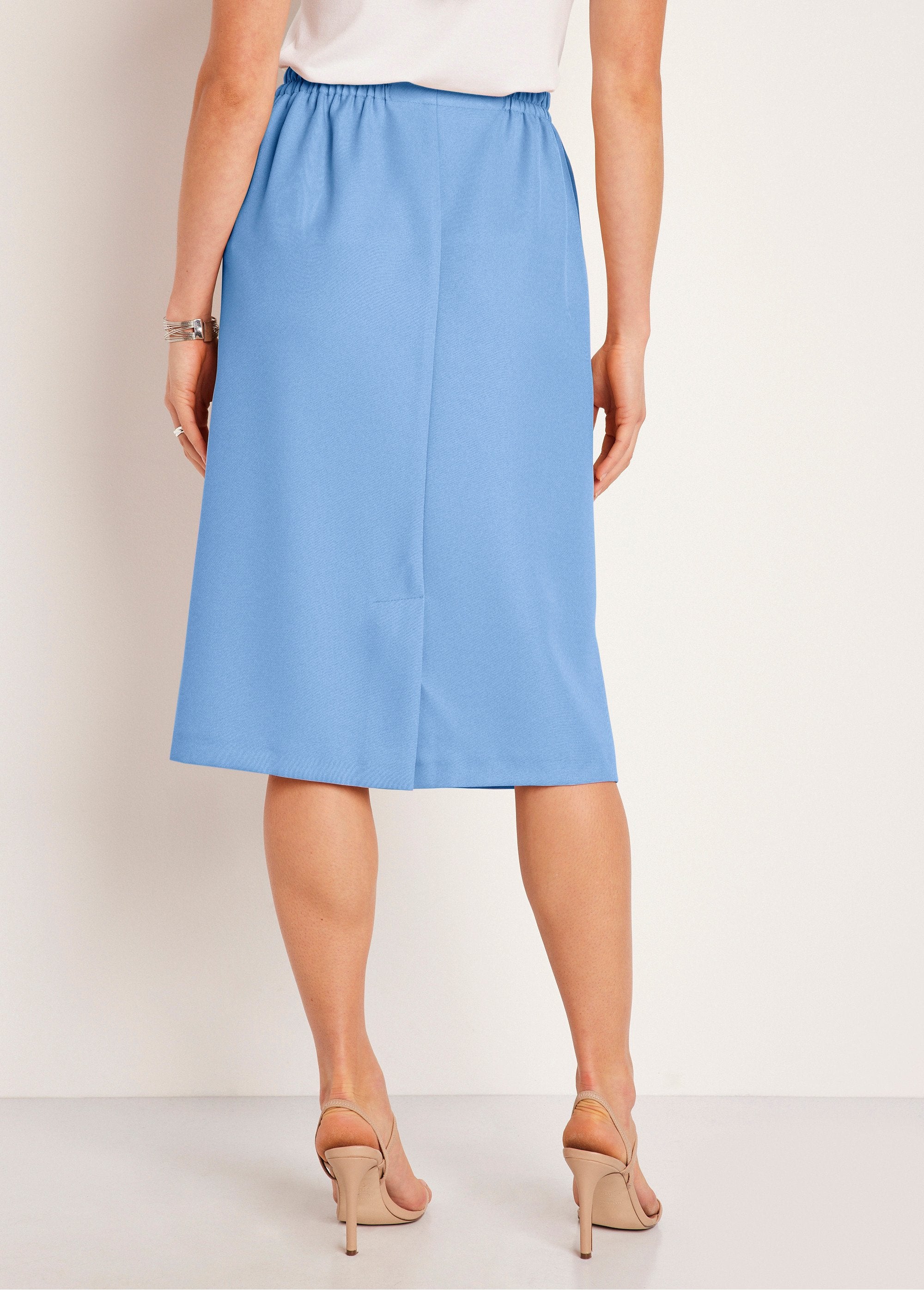 Long_gabardine_straight_skirt_Blue_DO1_slim