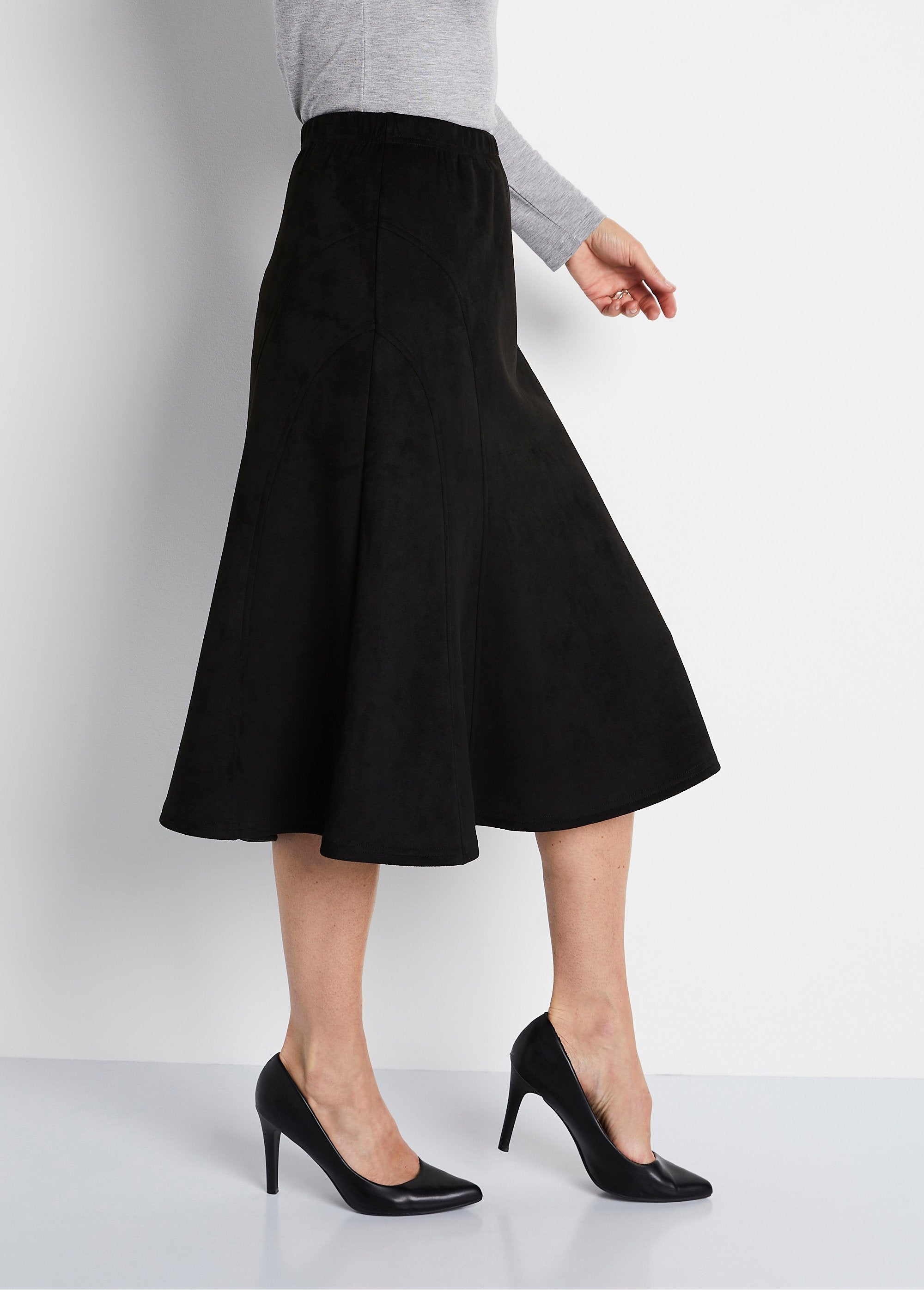 Long_flared_suede_knit_skirt_Black_DR1_slim