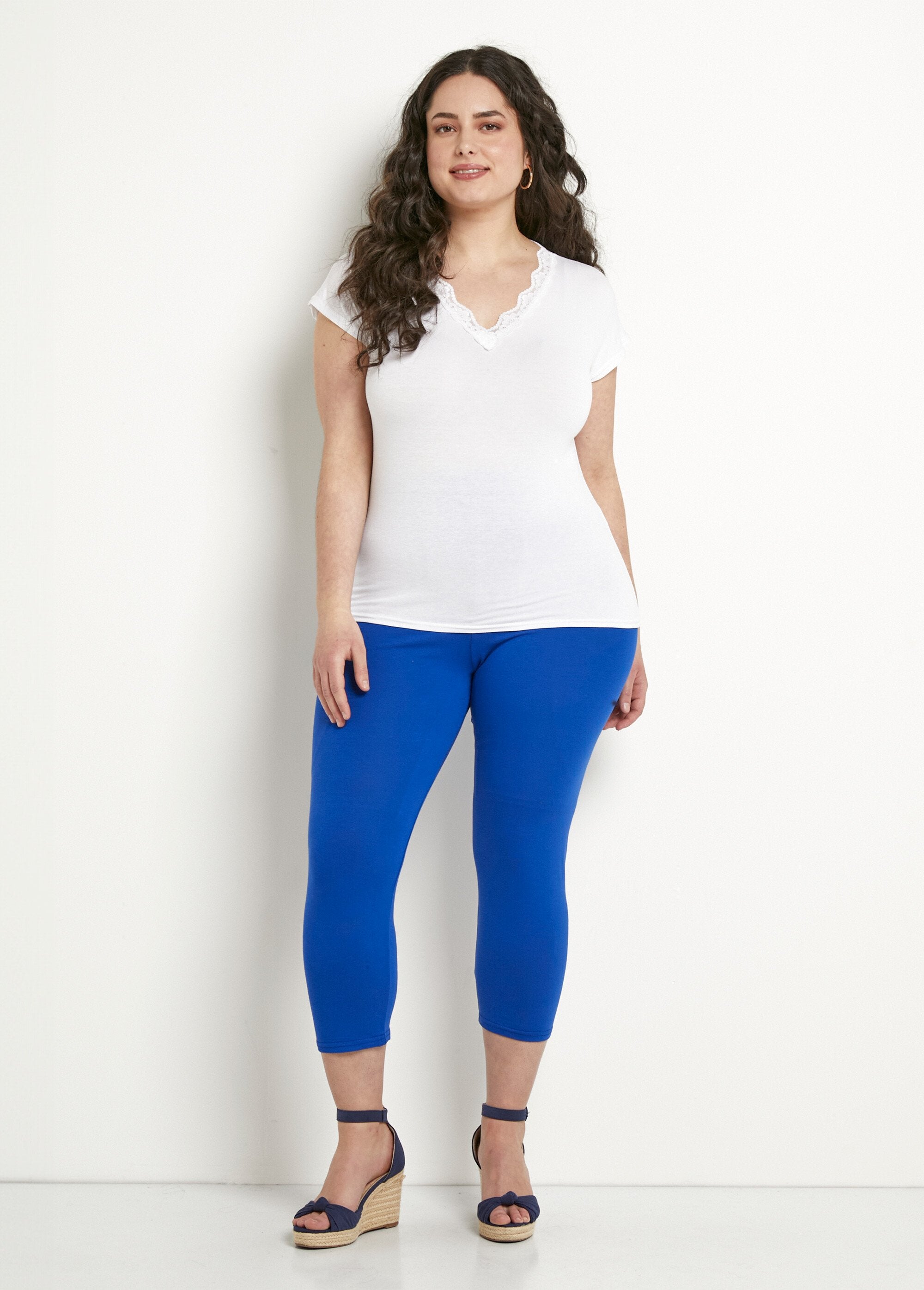 Stretchy_elasticated_waist_short_leggings_Plain_blue_SF1_curvy