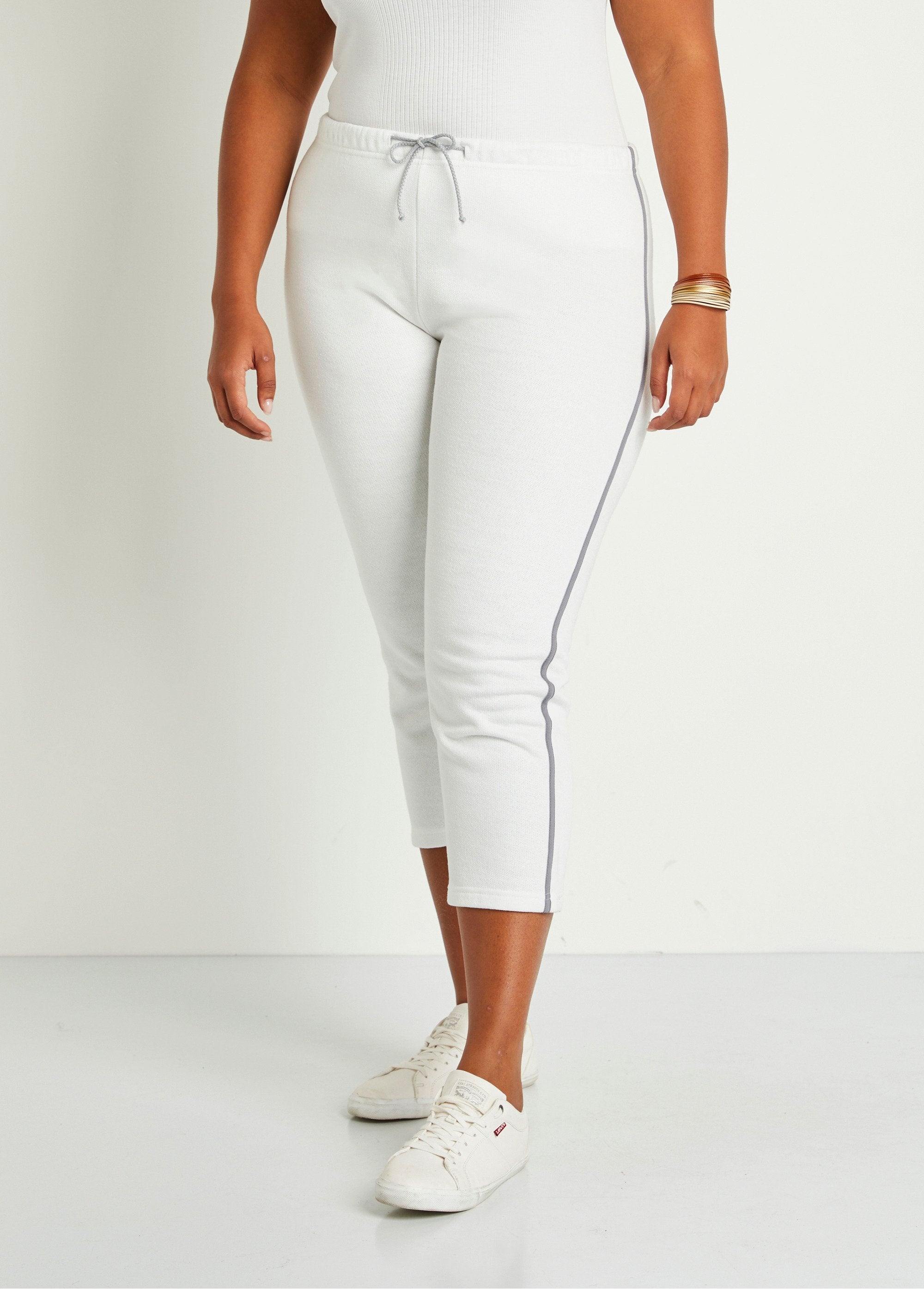 Cropped_lounge_pants_with_side_stripes_White_FA1_curvy