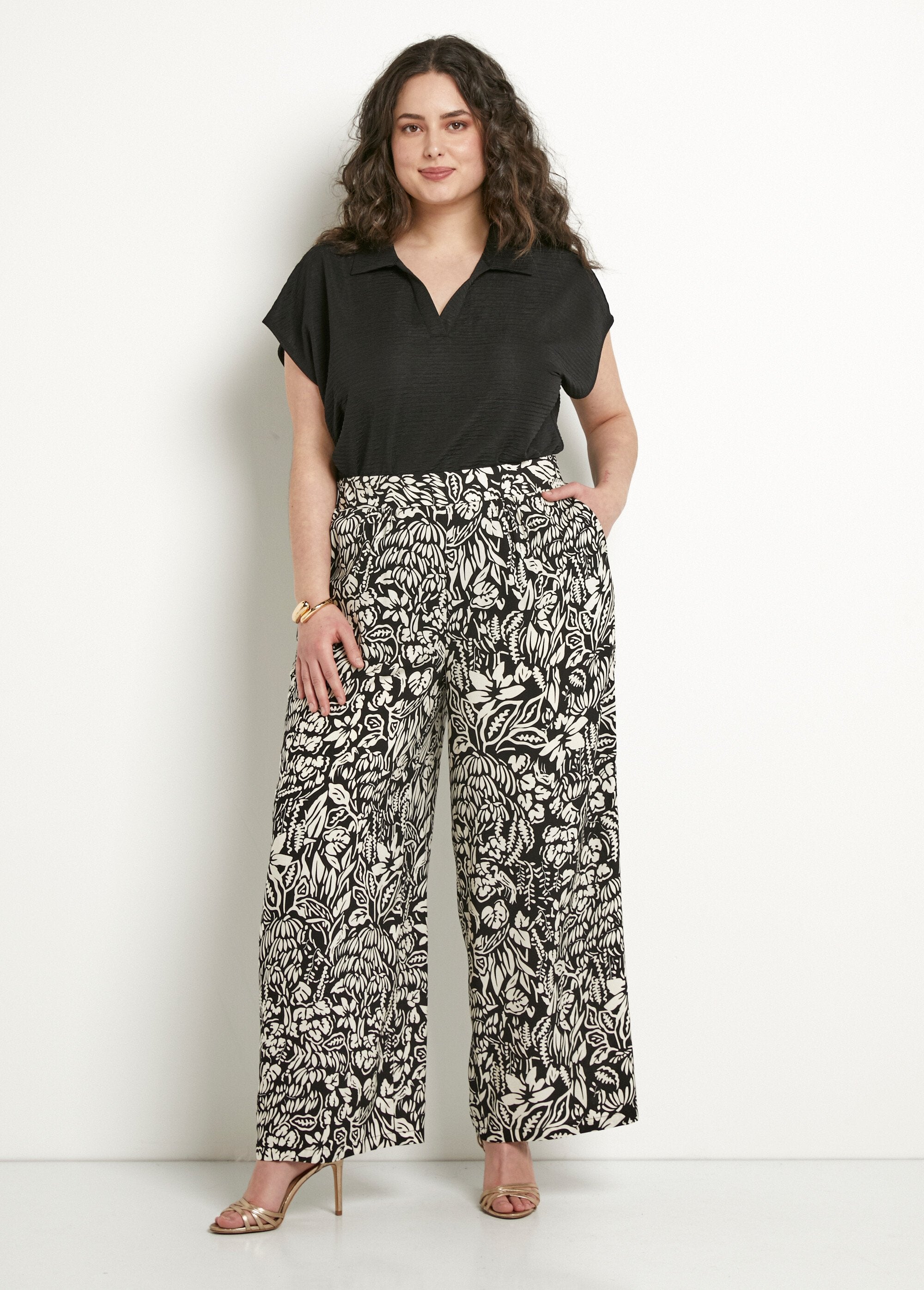 Wide_floral_or_plain_elasticated_waist_pants_Black_and_ecru_SF1_curvy