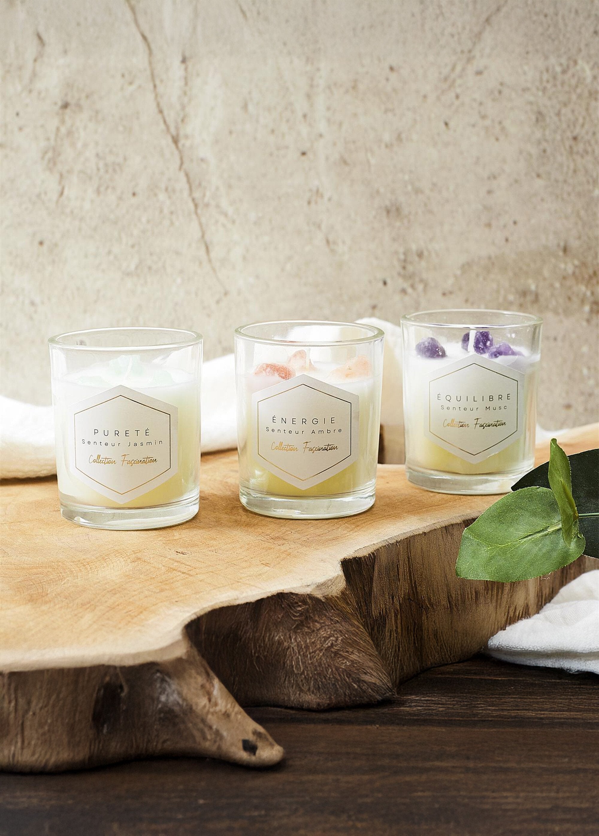 Small_scented_candle_with_stones,_6.5cm_Musk_SF1_slim