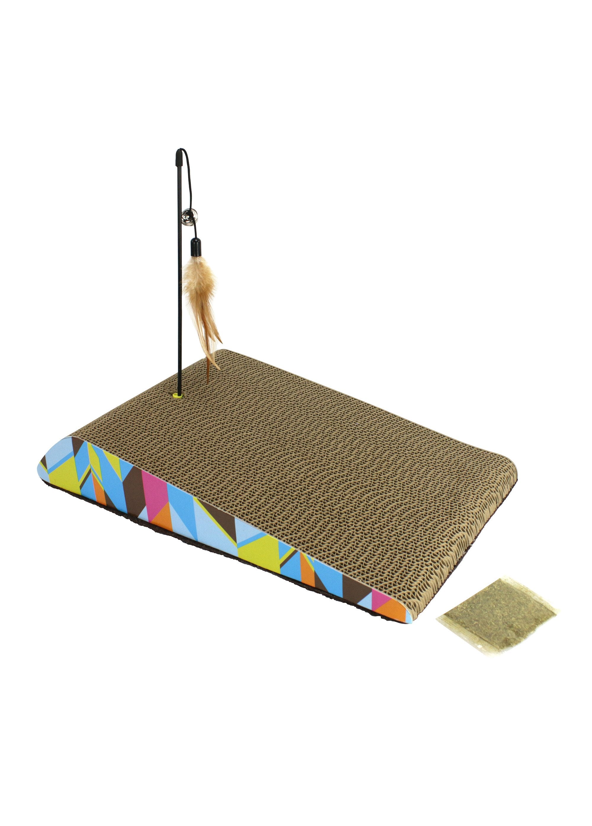 Scratching_board_with_feather_for_cats_Brown_FA1_slim