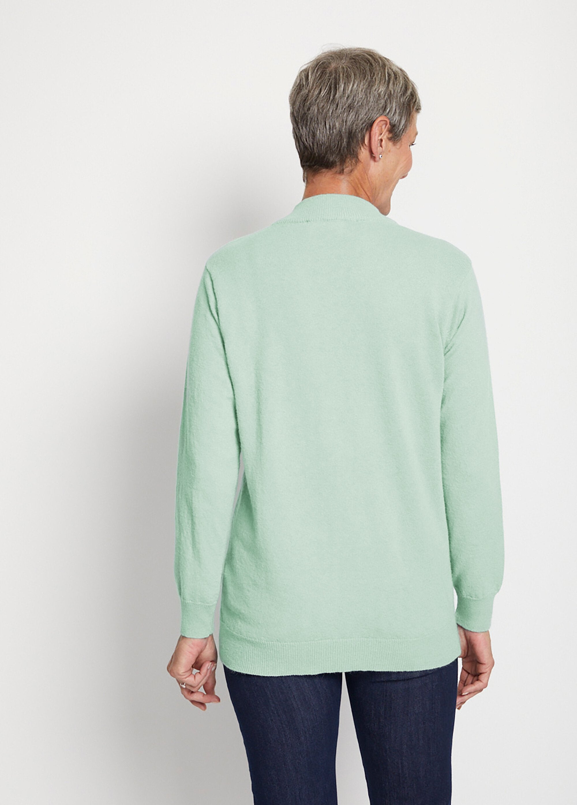 Warm_high-neck_sweater_with_wool_and_angora_Mint_DO1_slim