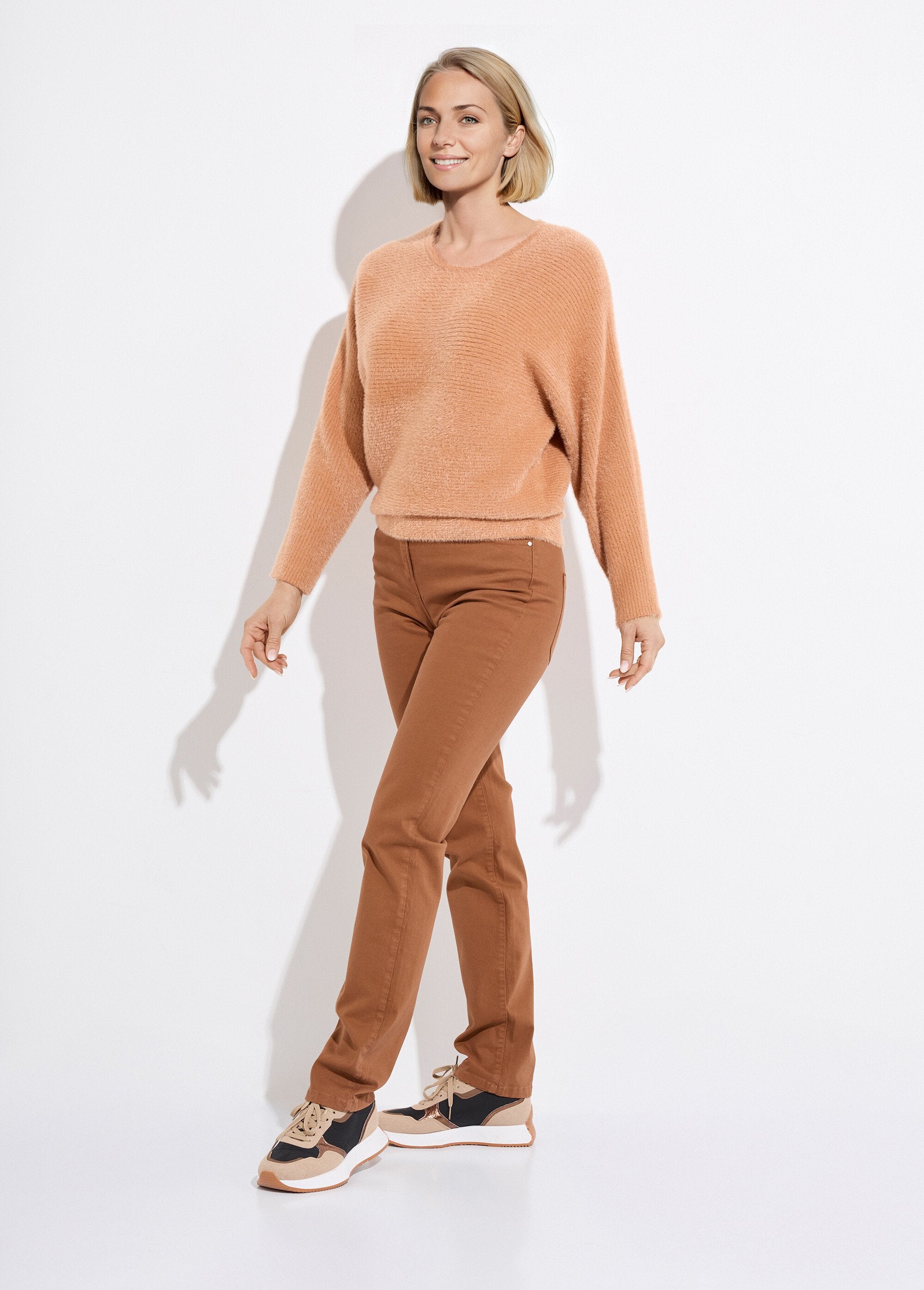 Pull_côtelé_col_rond_sans_emmanchures_boîte_Camel_SF1_slim