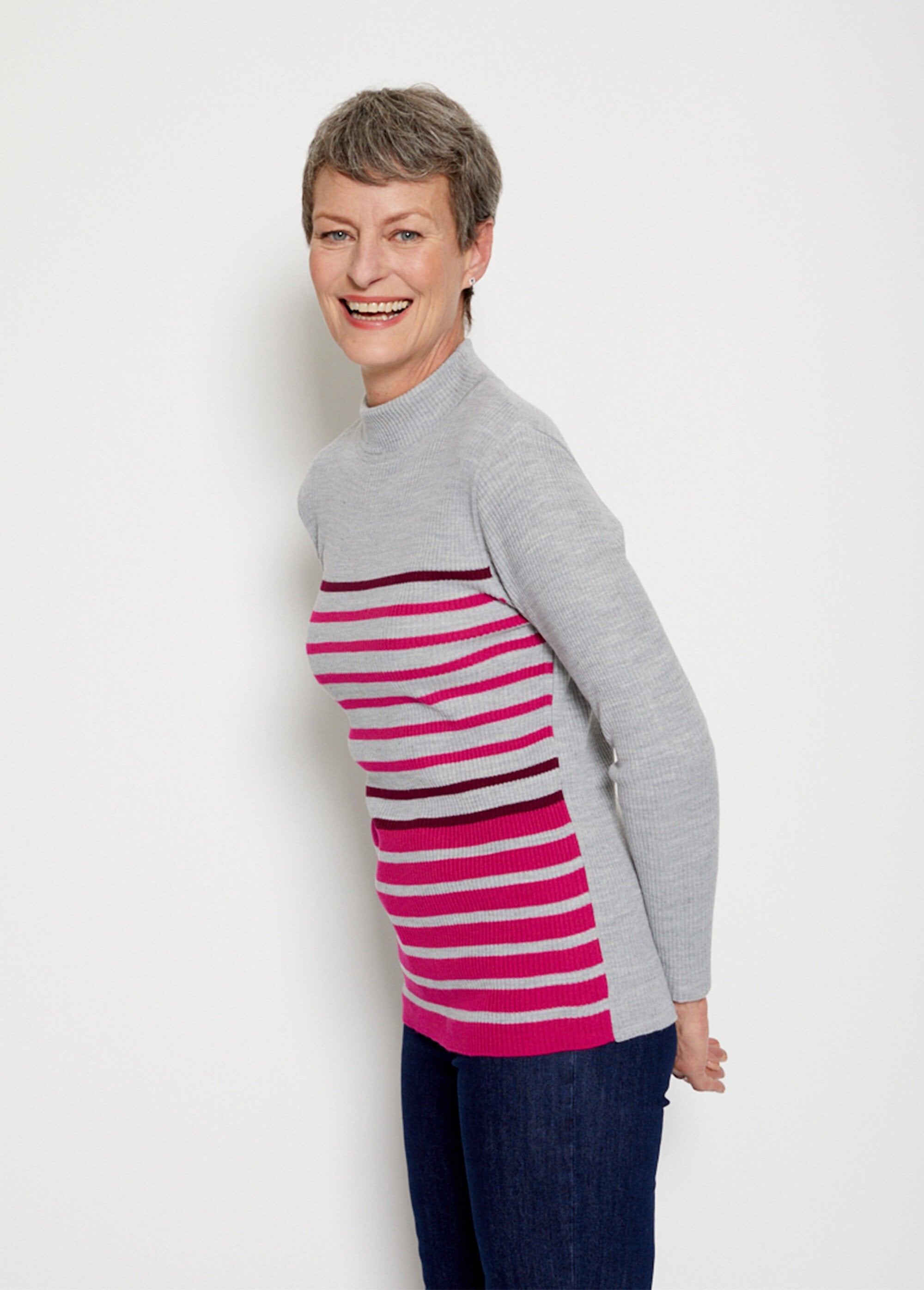 Short_ribbed_knit_high_neck_sweater_Fuchsia_stripe_GA1_slim