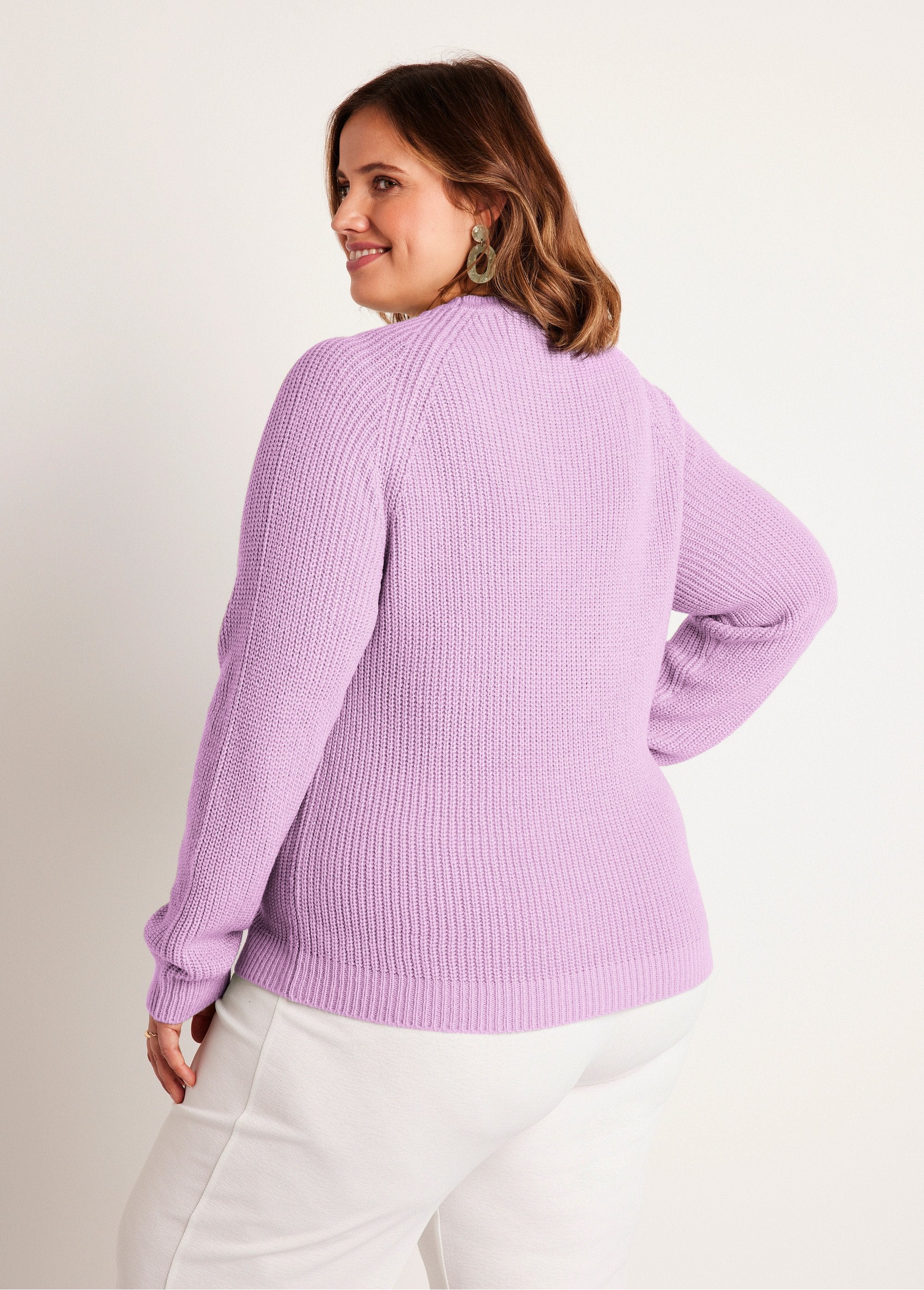 Round_neck_shiny_knit_sweater_Lilac_DO1_curvy