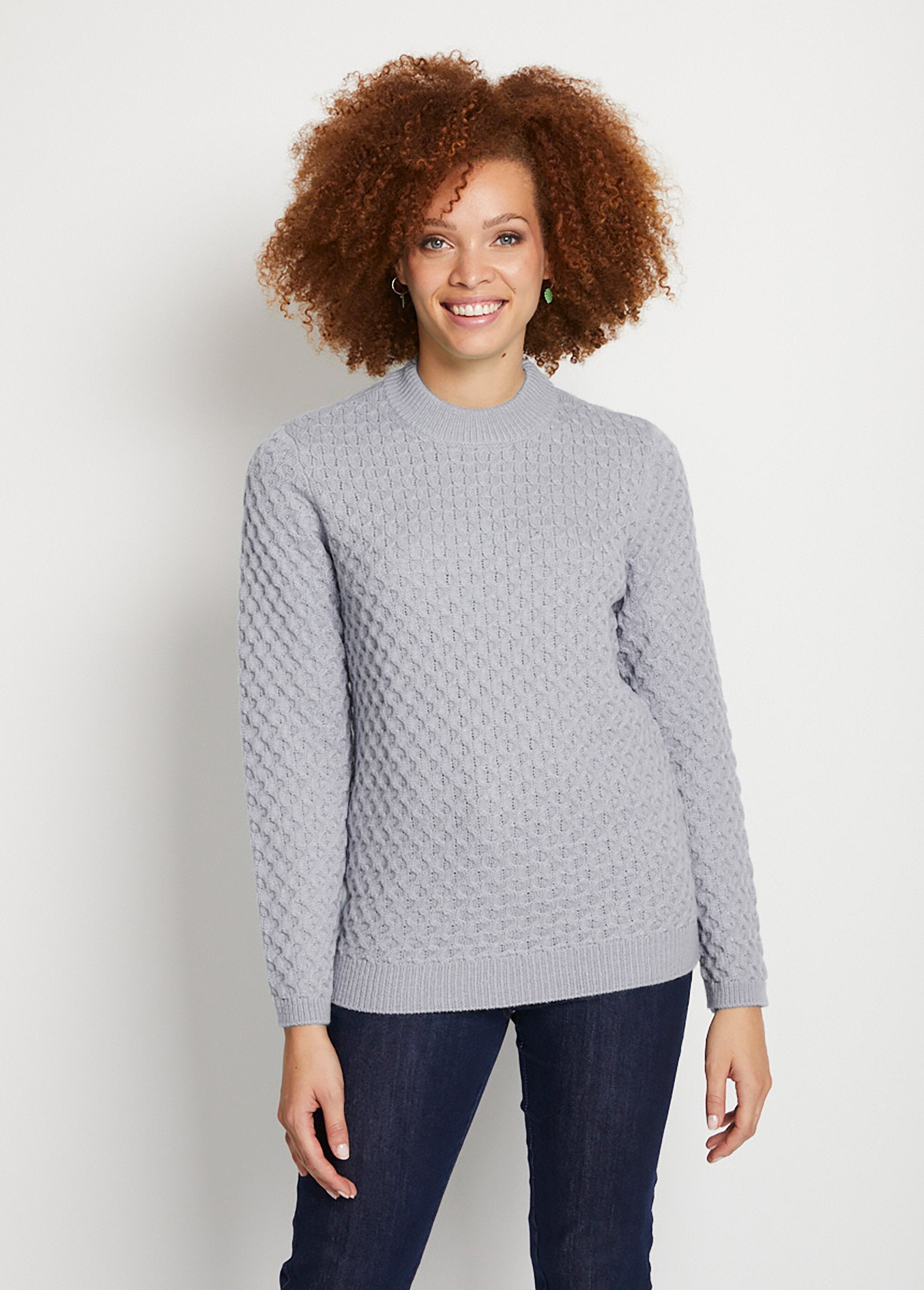 Short_warm_sweater_with_thick_knit_stand-up_collar_Money_FA1_slim