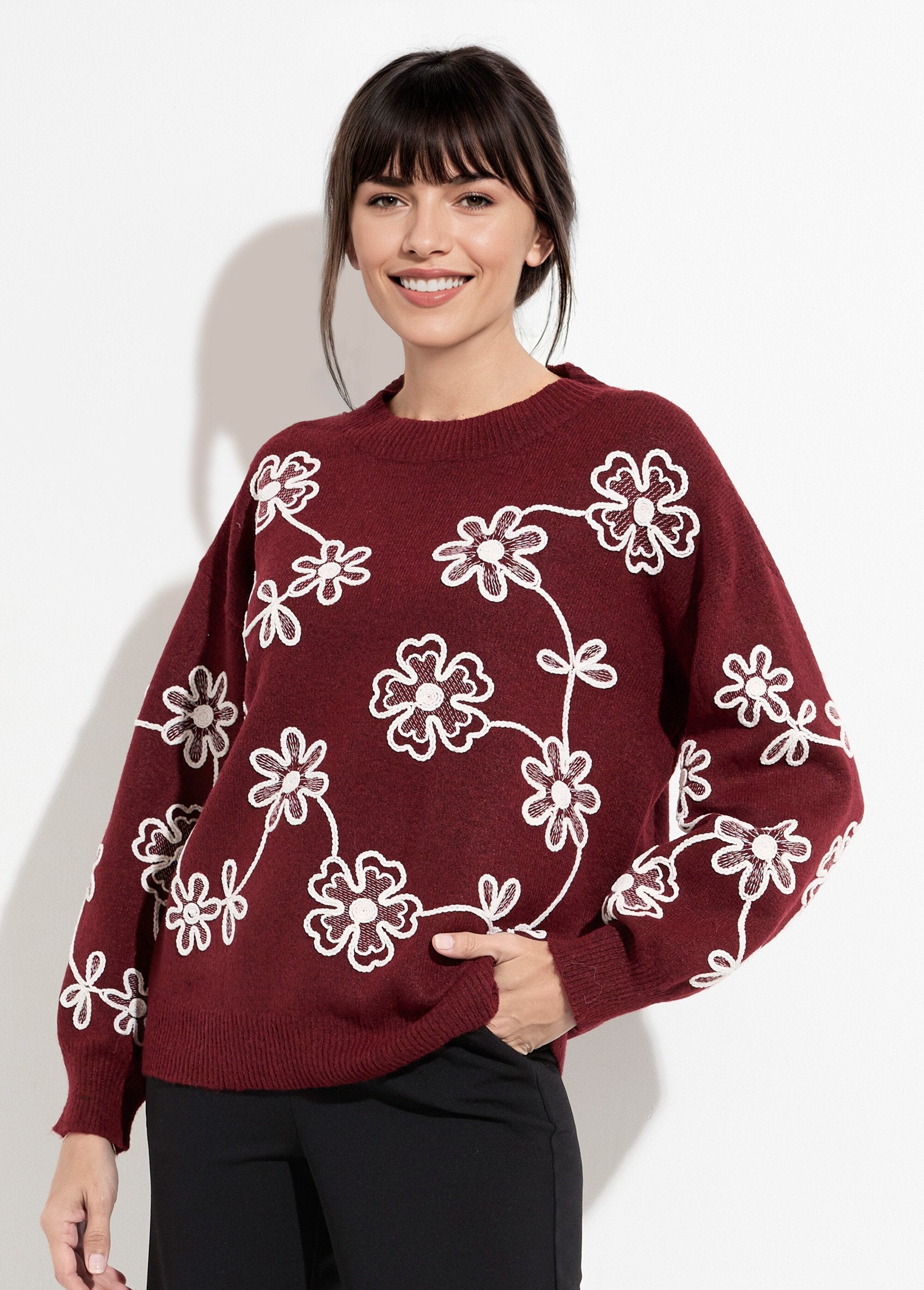 Pull_montant_application_fleurs_brodées_Bordeaux_FA1_slim