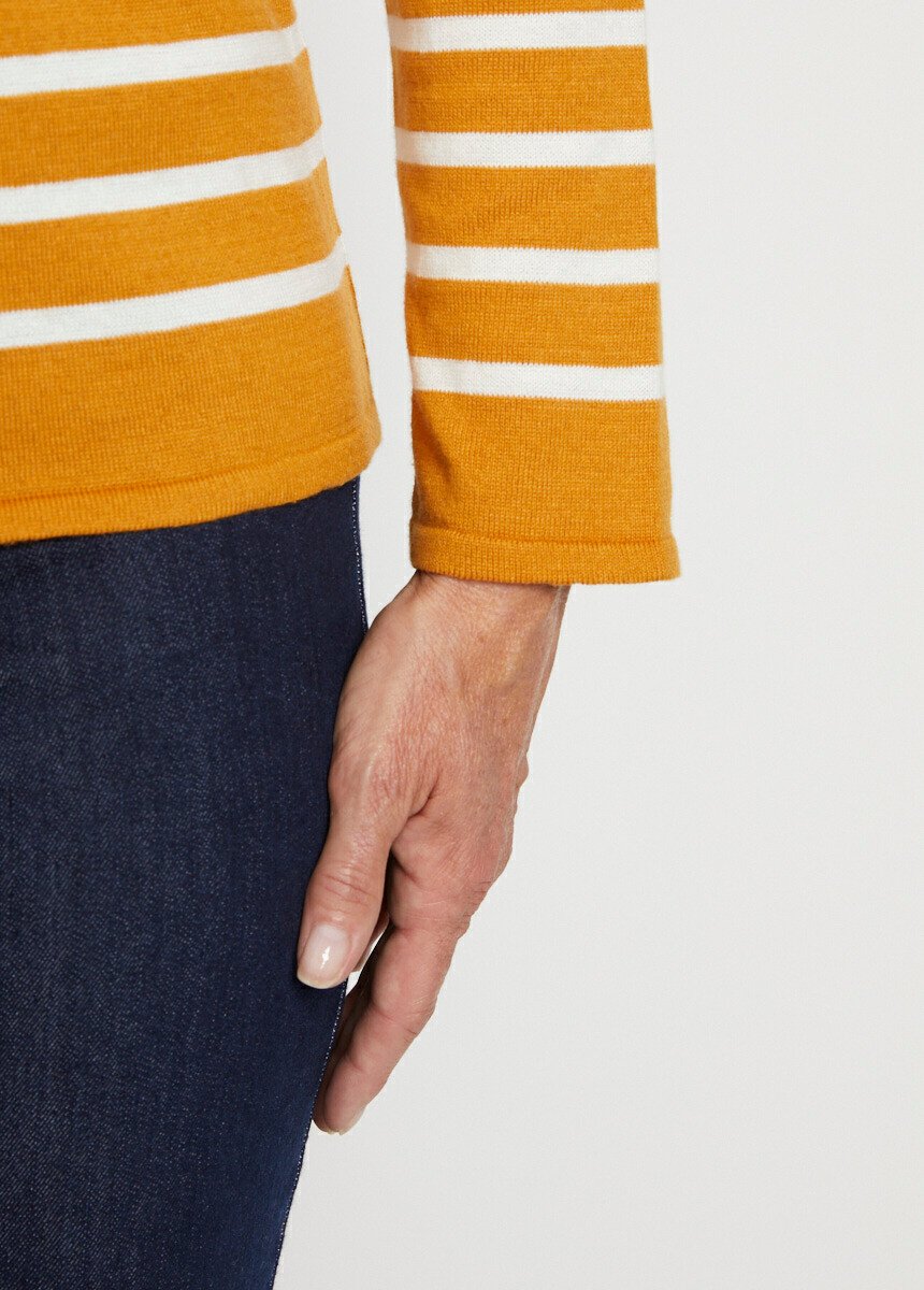 Striped_round_neck_long_sleeve_sweater_Honey_and_ecru_DE2_slim