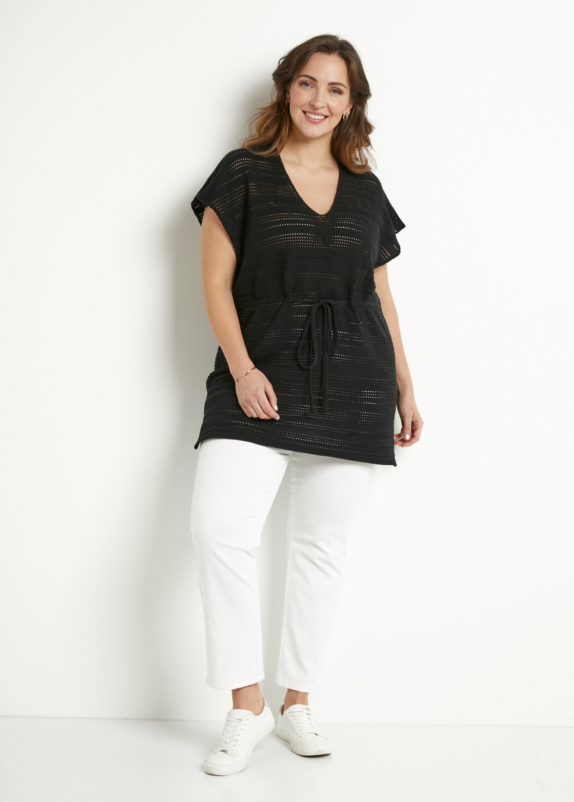 Long_openwork_V-neck_cotton_beach_tunic_sweater_Black_SF1_curvy