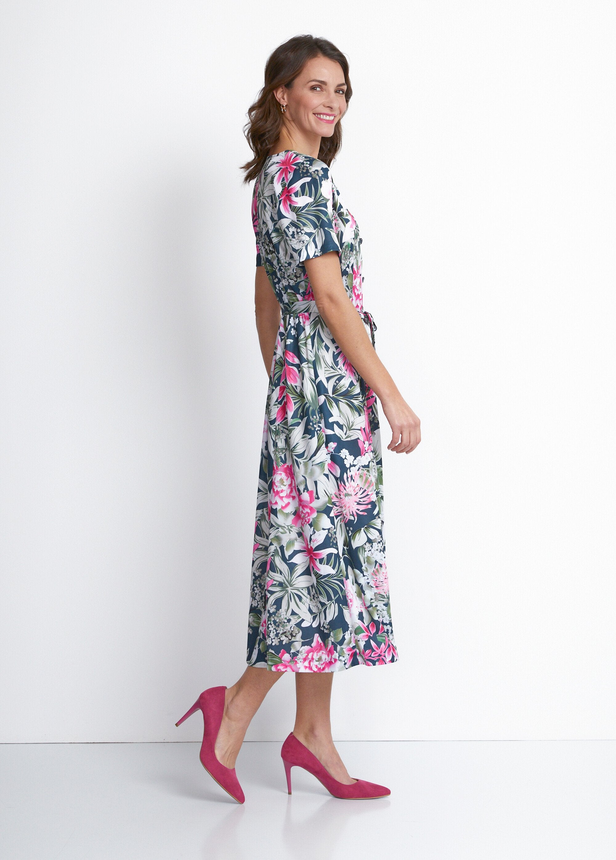 Printed_mid-length_buttoned_dress_Navy_and_fuchsia_DR1_slim