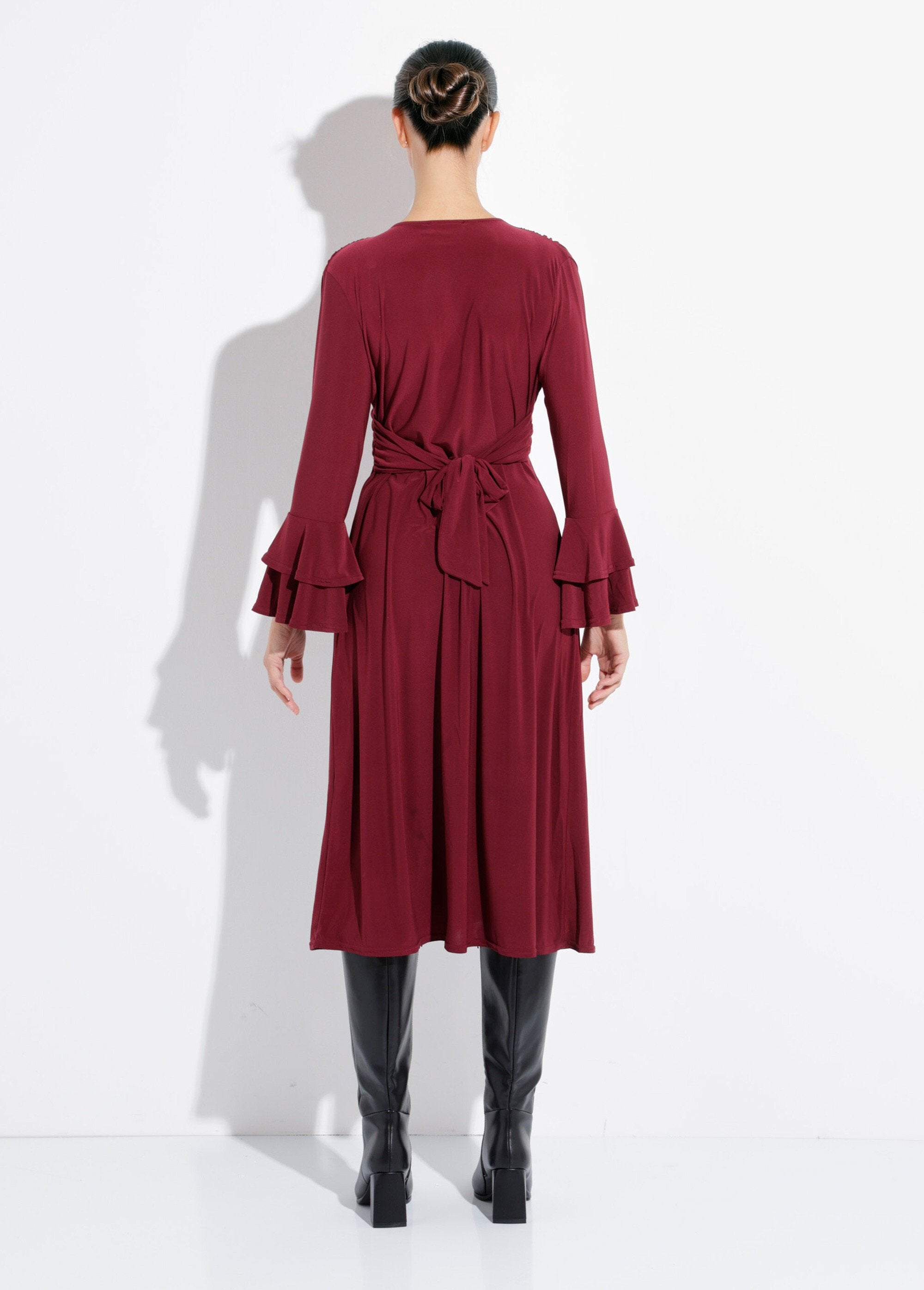 Long_wrap_dress_with_ruffled_sleeves_Bordeaux_DO1_slim